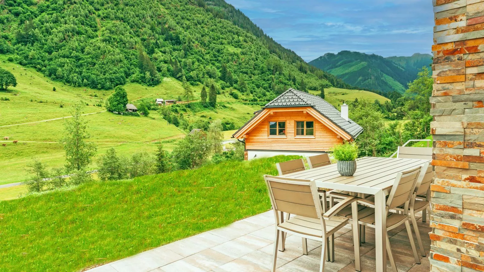 Im grünen Herzen-Terrasbalkon