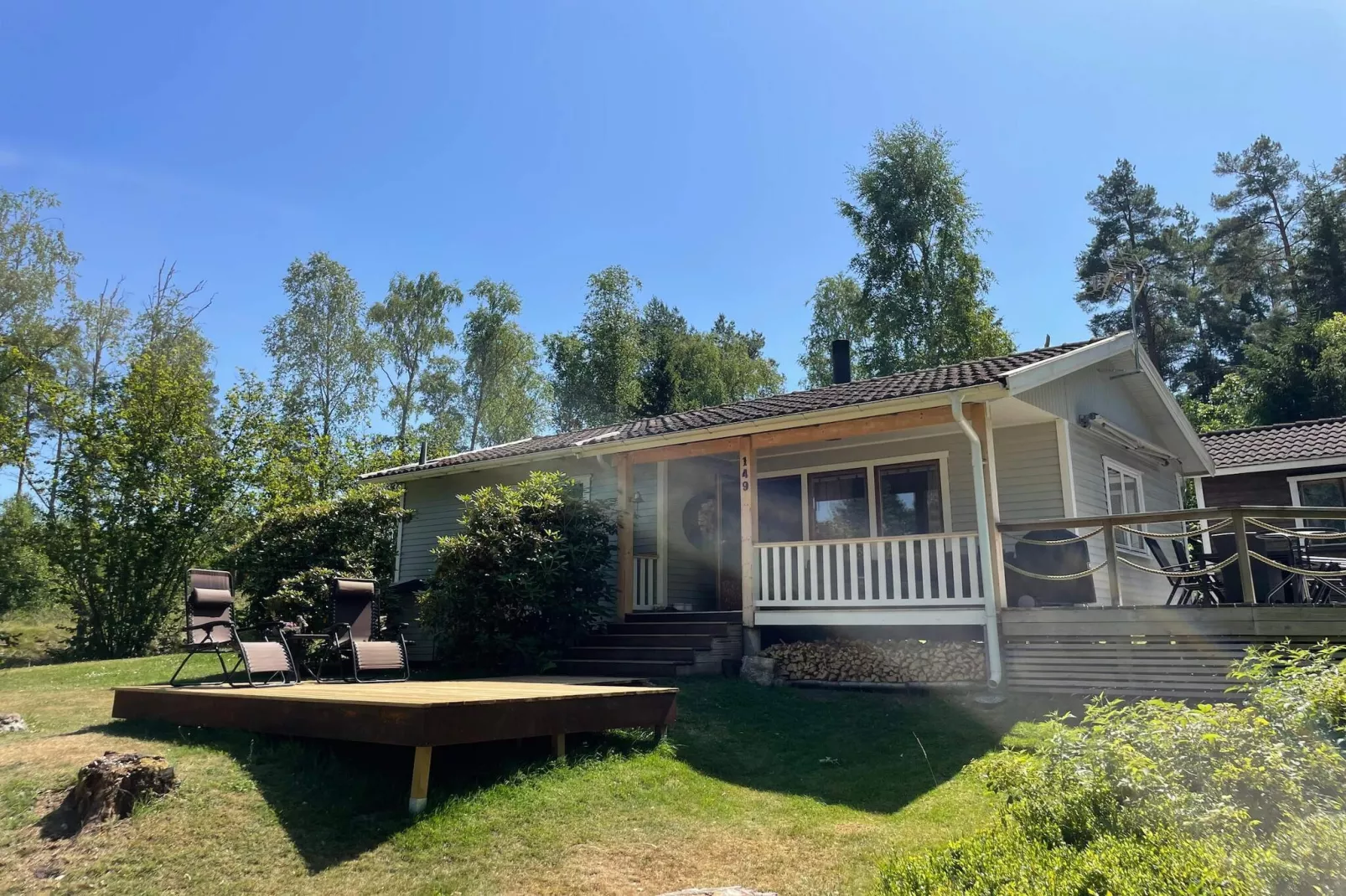 Licht vakantiehuis aan het meer