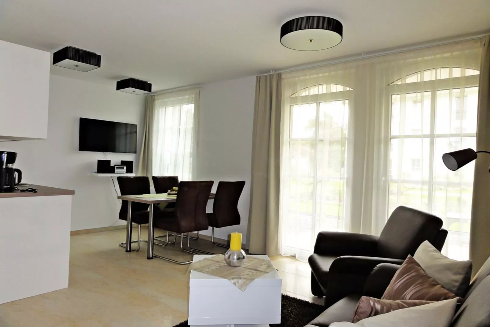 53738-Eetkamer