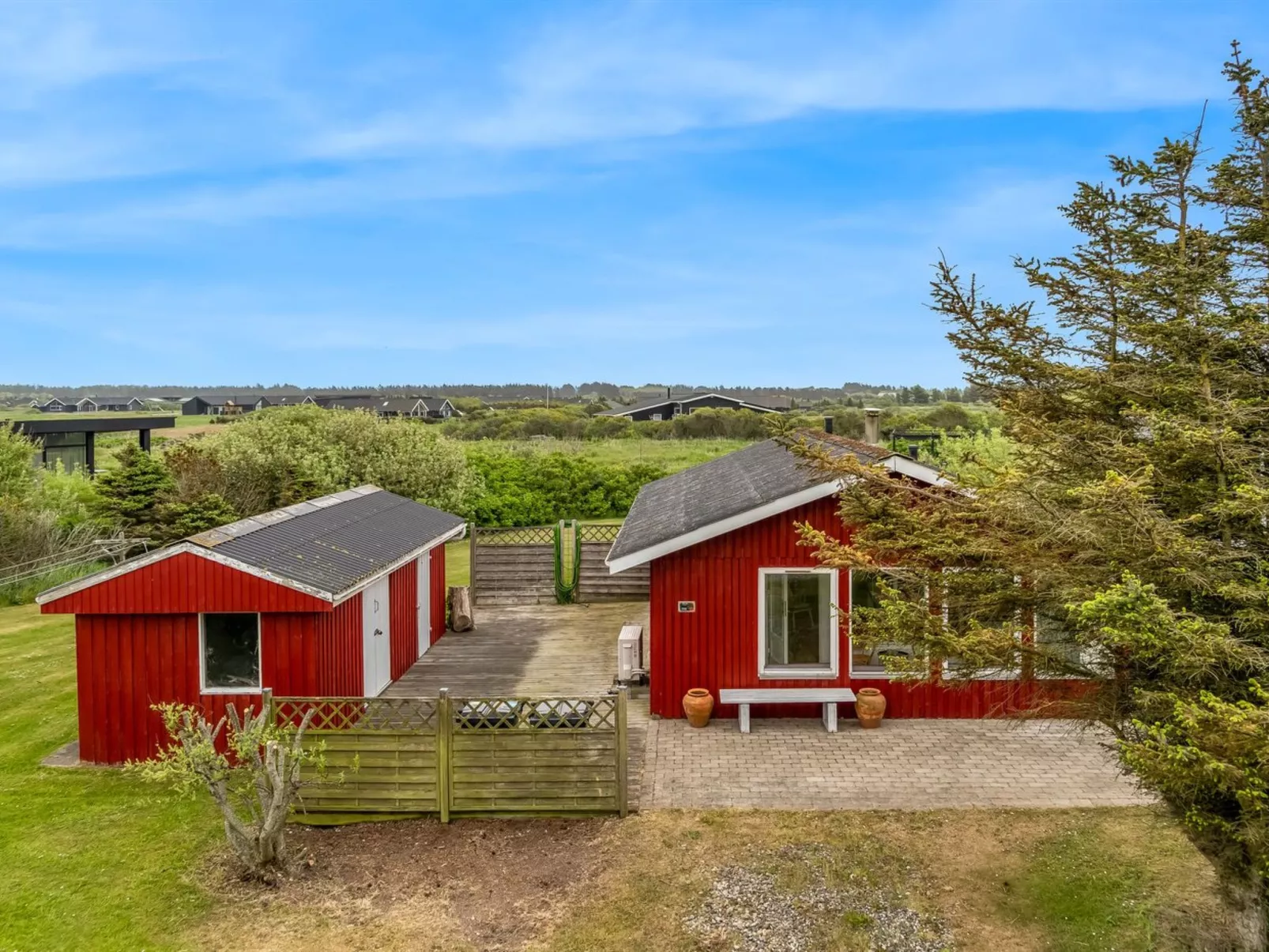 "Reeta" - 450m from the sea