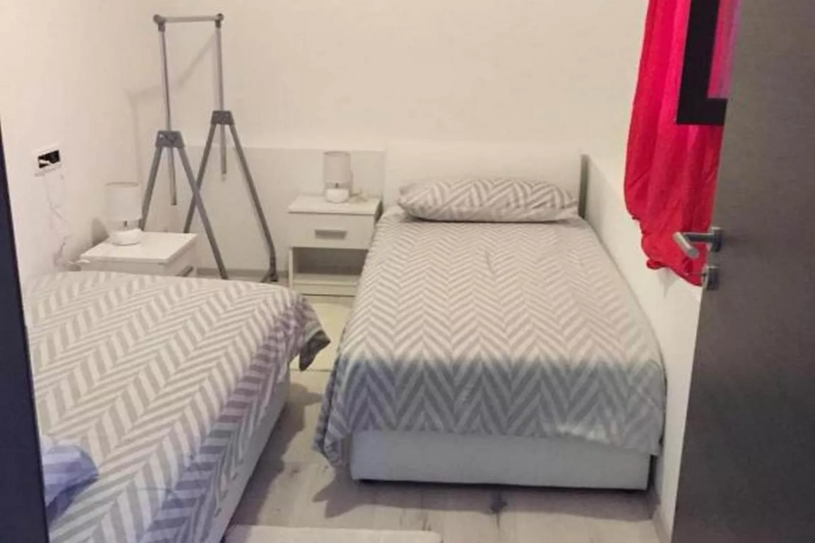 Modern and Cozy Apartment with Terrace in Kastel Kambelovac - Two Bedroom Apartment