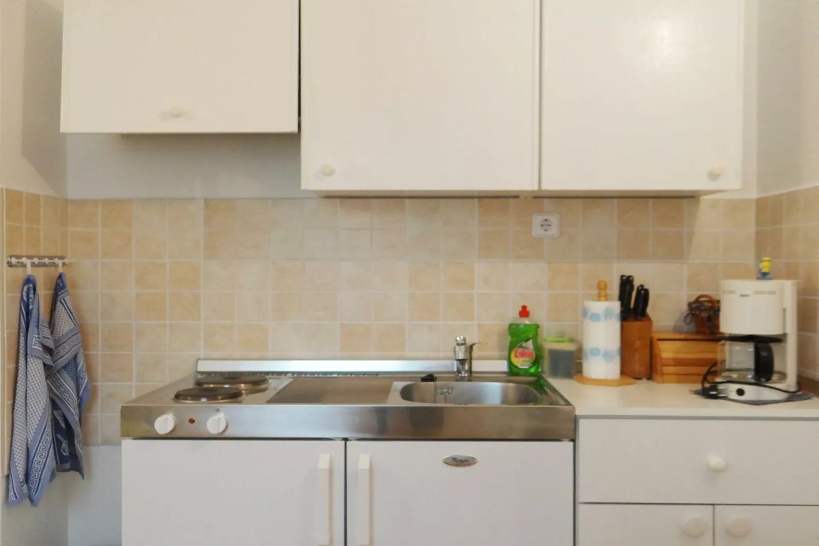 Bright Krk Apartment with Balcony and Beach Proximity - One Bedroom Apartment