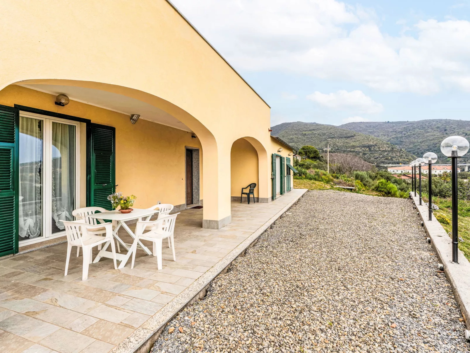 Villa tra Ulivi