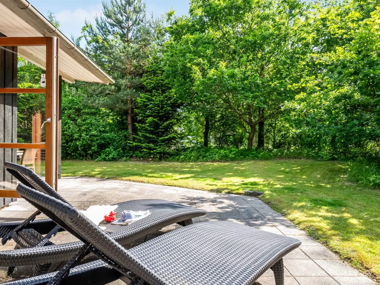 "Rosaline" - 500m from the sea-Buiten