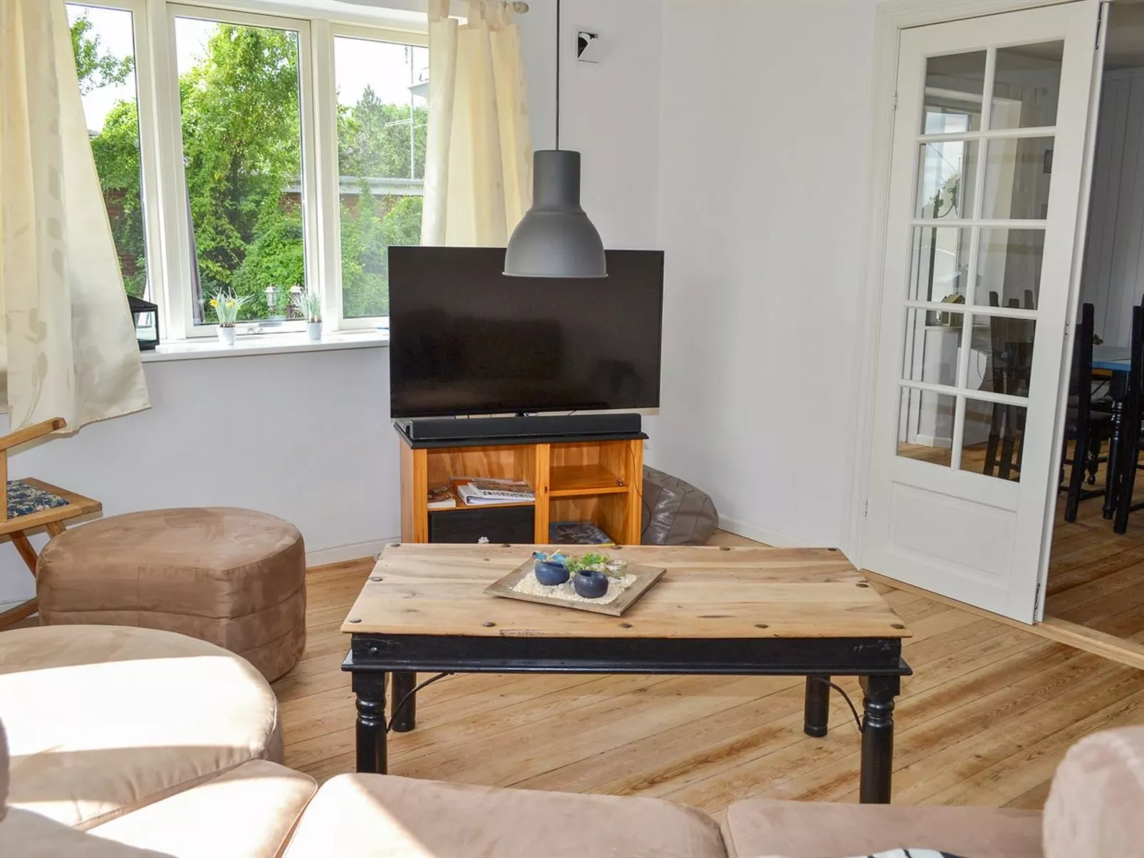 "Albina" - 4.5km from the sea-Binnen