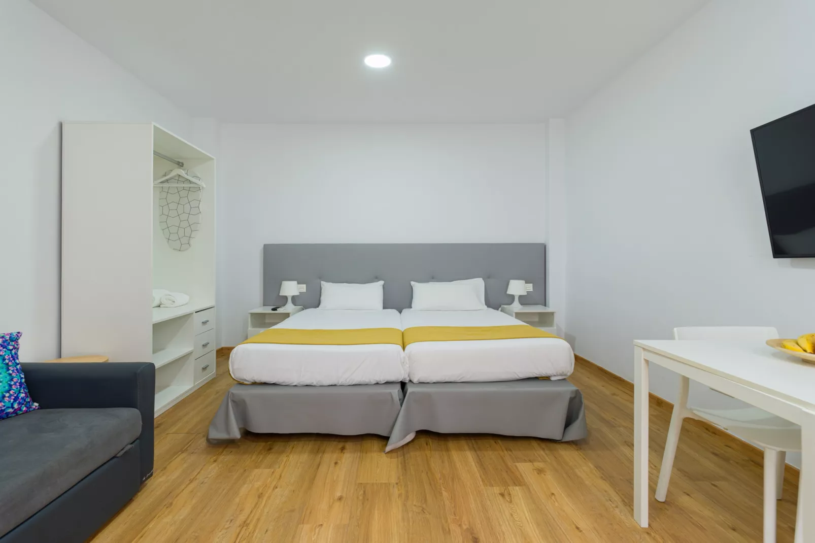 OK Las Canteras 5D by CanariasGetaway