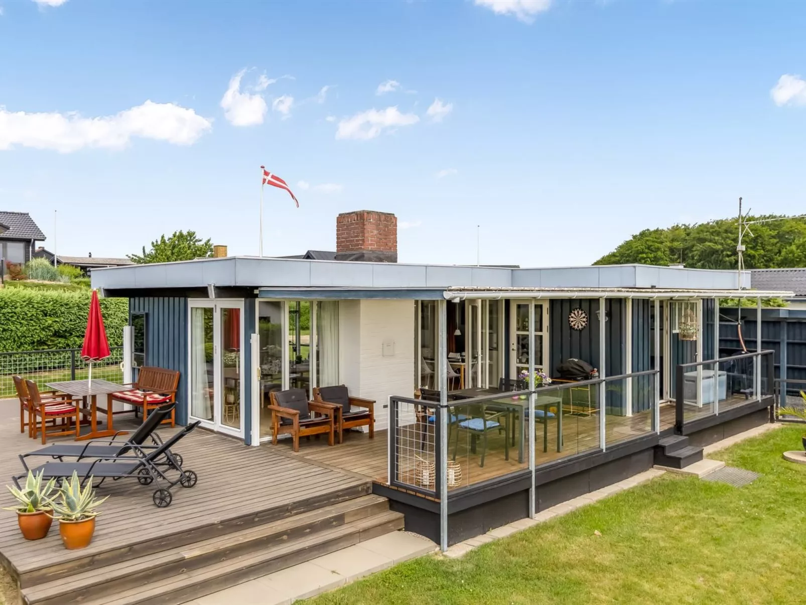 "Nielsine" - 250m from the sea-Buiten