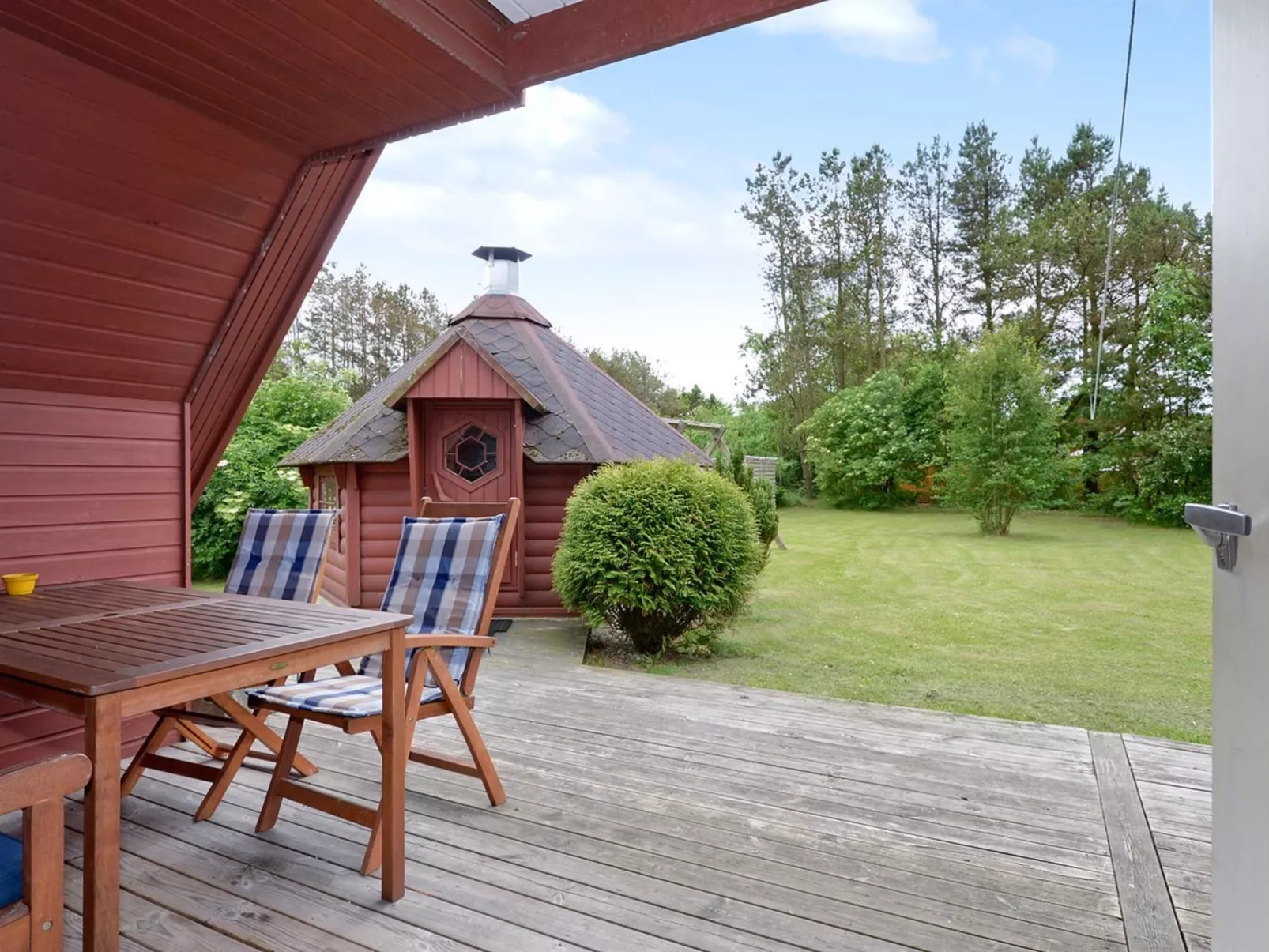 "Hannele" - 10km from the sea-Buiten