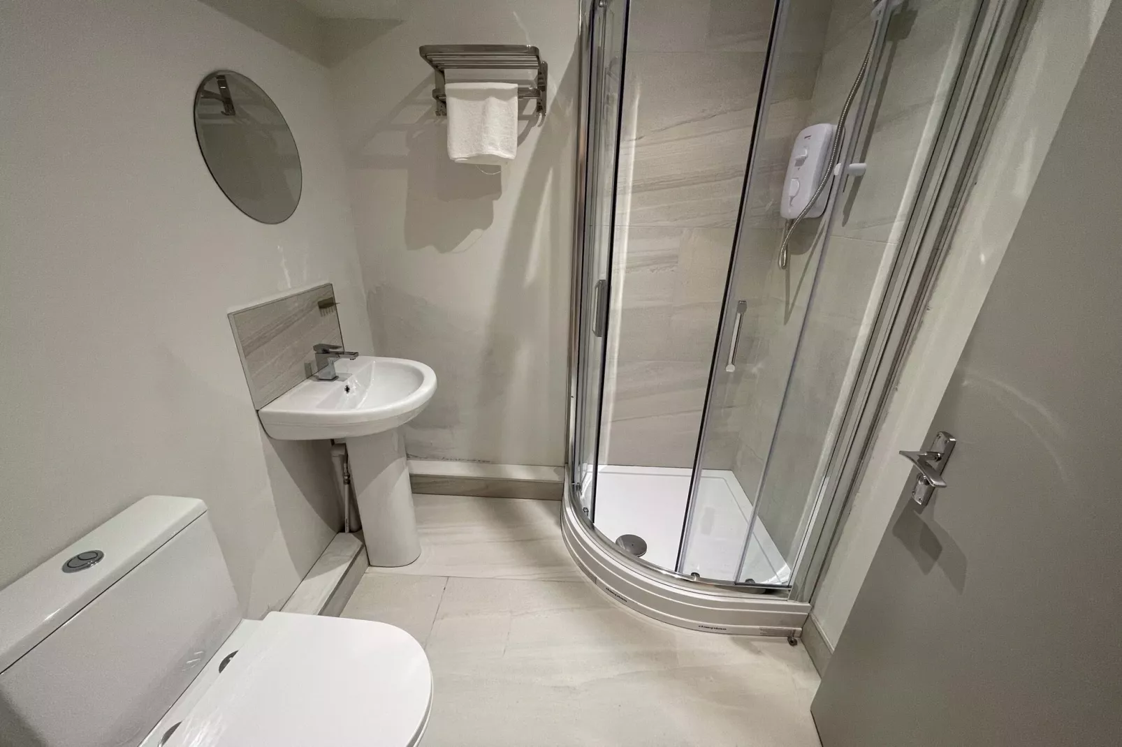 Standard Family of 3 Room