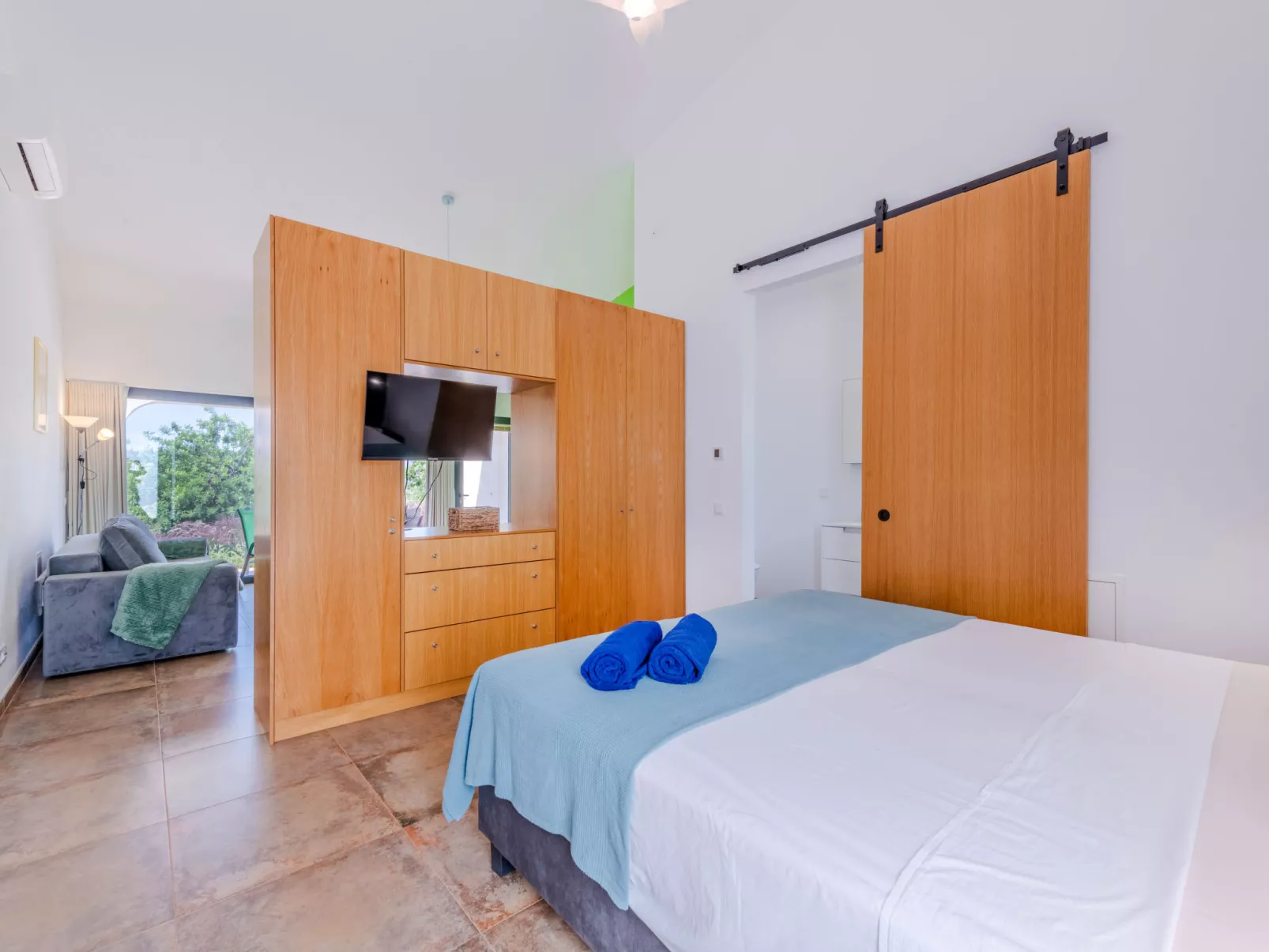 Suites Sunny Hill