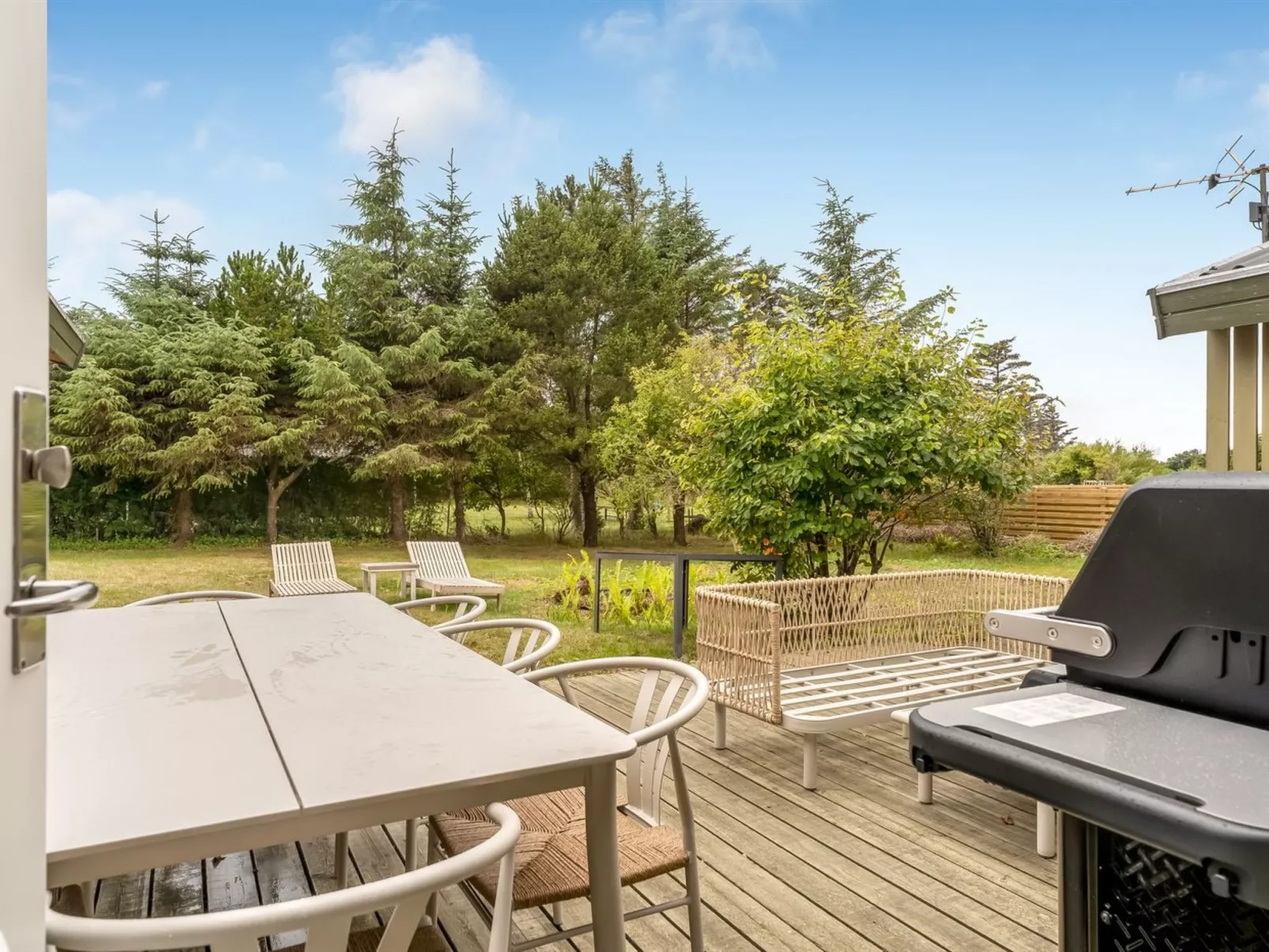 "Talvikki" - 1.2km from the sea-Buiten