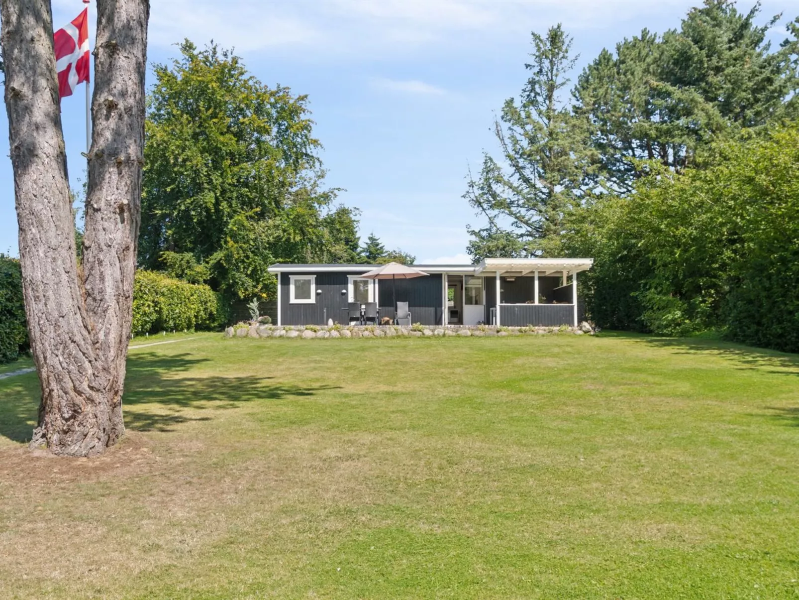 "Guthfrith" - 1.4km from the sea-Buiten
