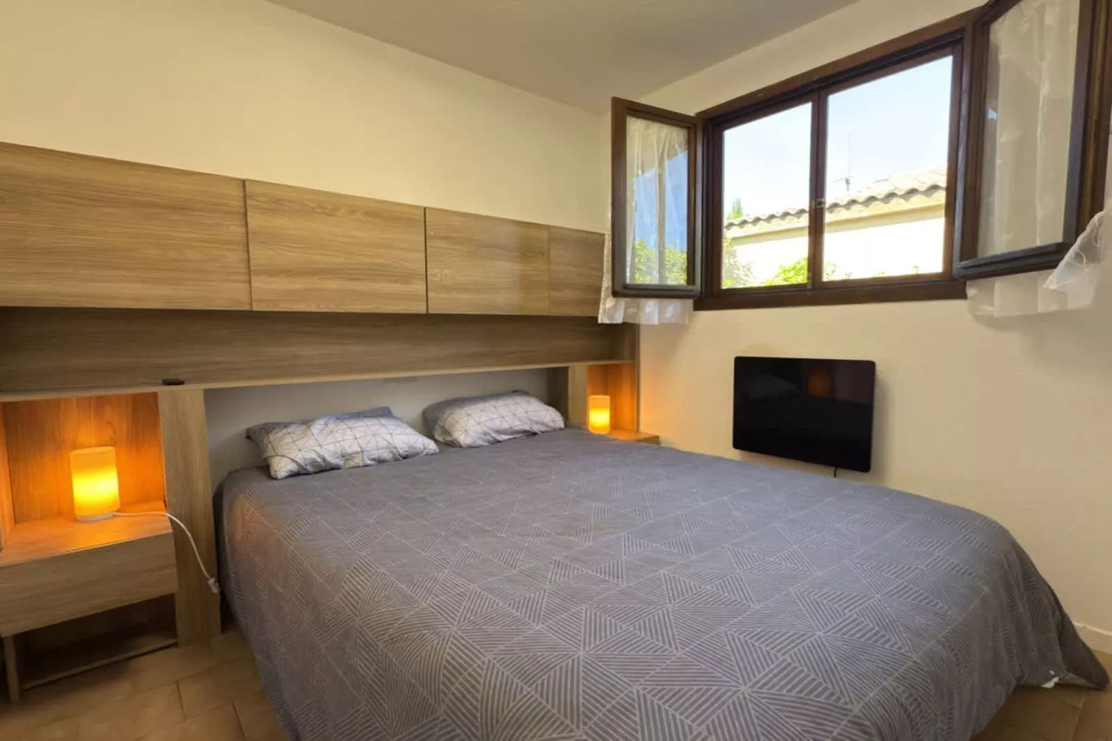 182 ABREU-Slaapkamer