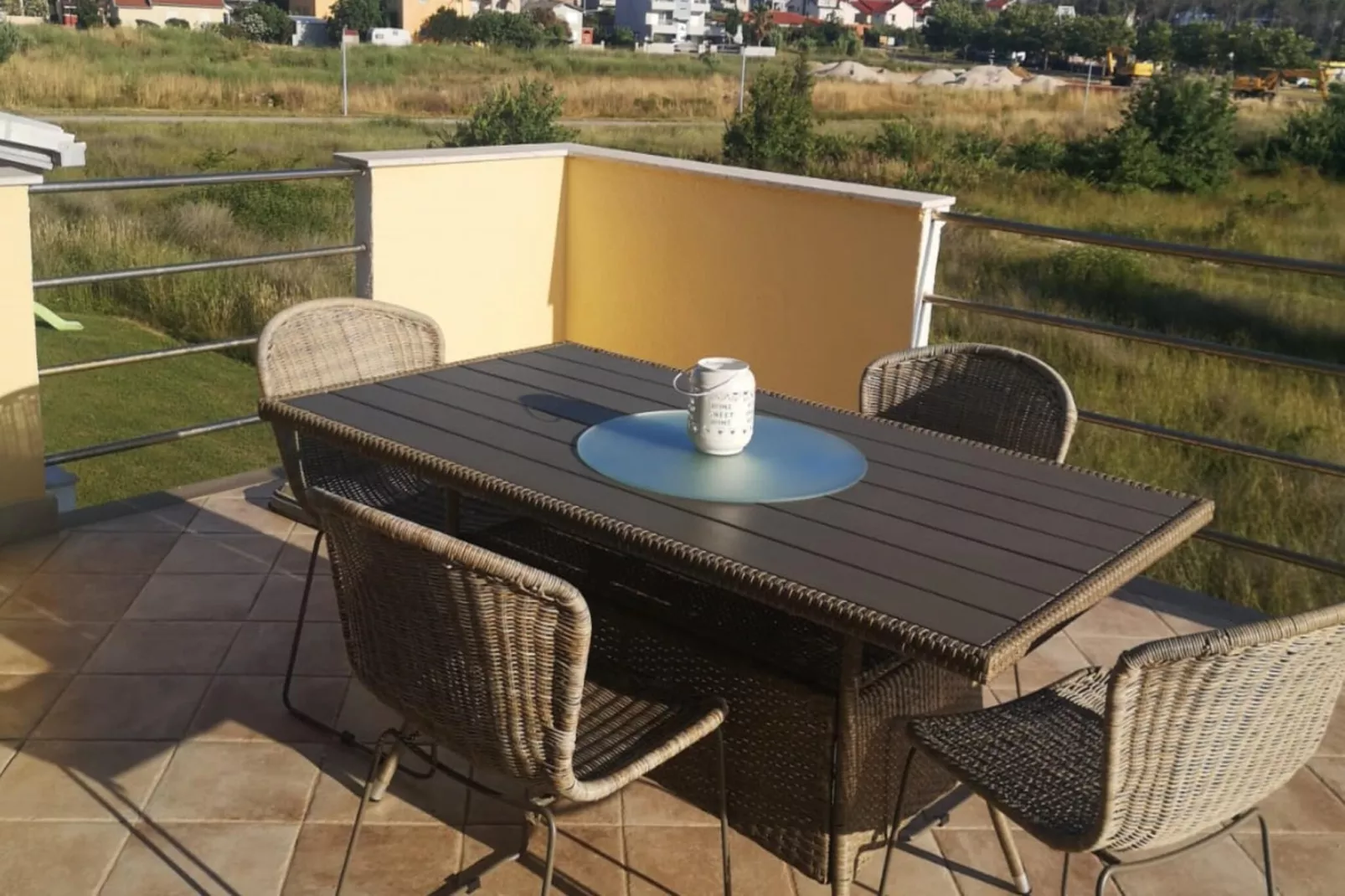 Appartement LUG 2 / 55qm AP10 / first floor-Terrasbalkon