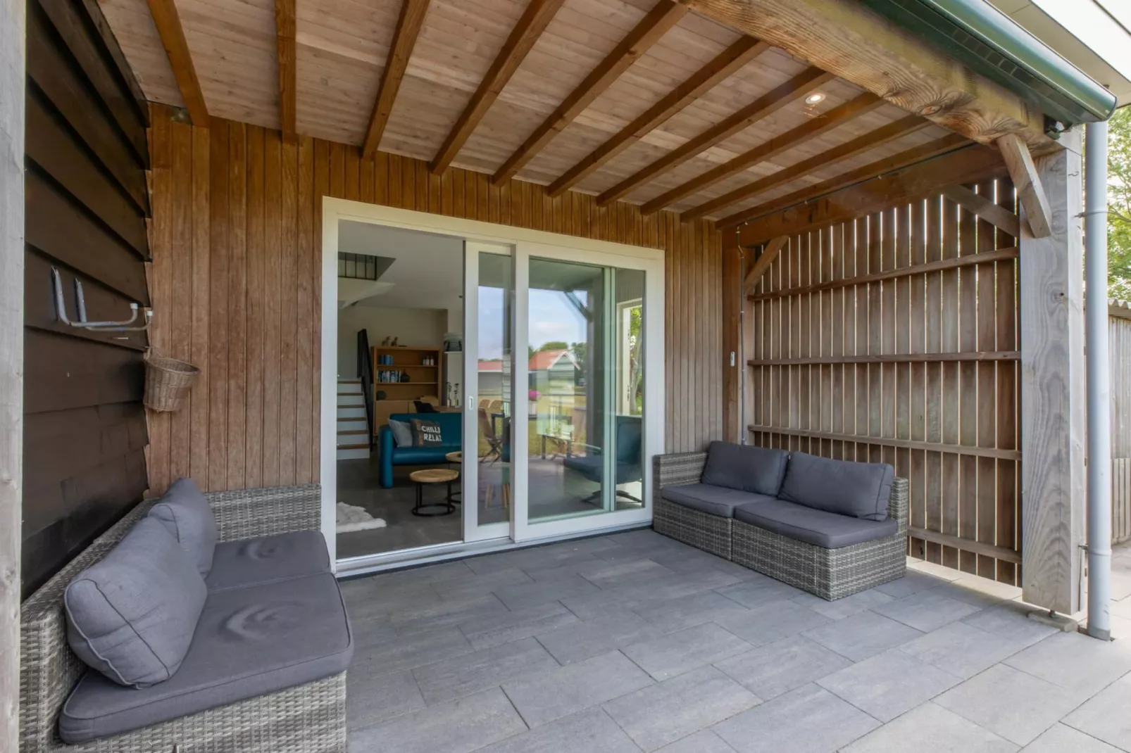 Vakantiehuis Groeneweg 3 'Jikkemien-Terrasbalkon