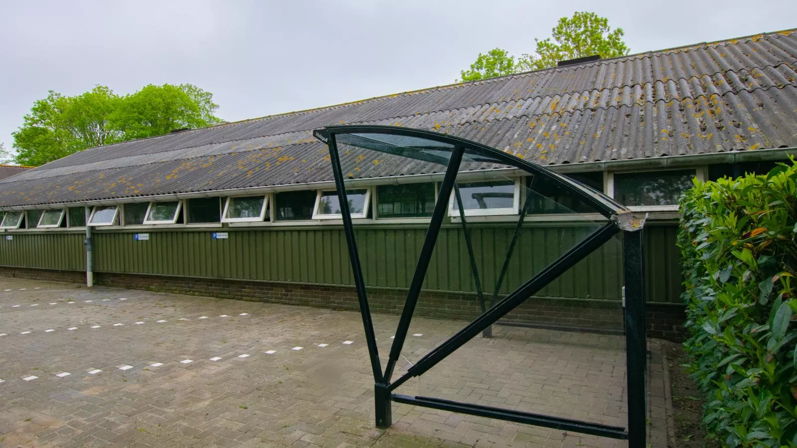 De Huismus-Parkfaciliteiten