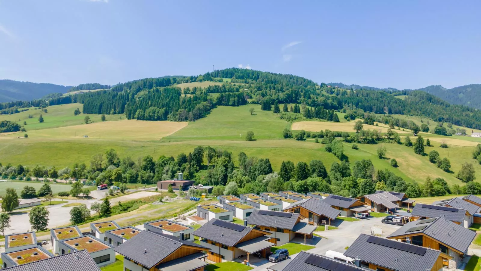 Grebenzen Lodge Edelweiss-Buitenkant zomer