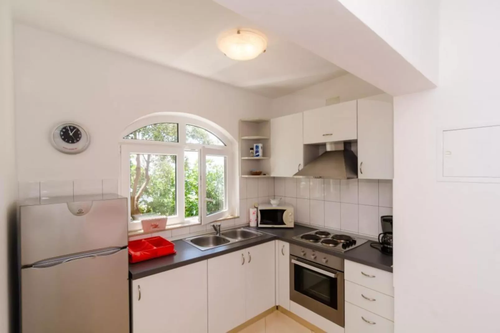 Apartments Plavac Mali- Comfort One Bedroom Apartment with Terrace and Sea View-Keuken