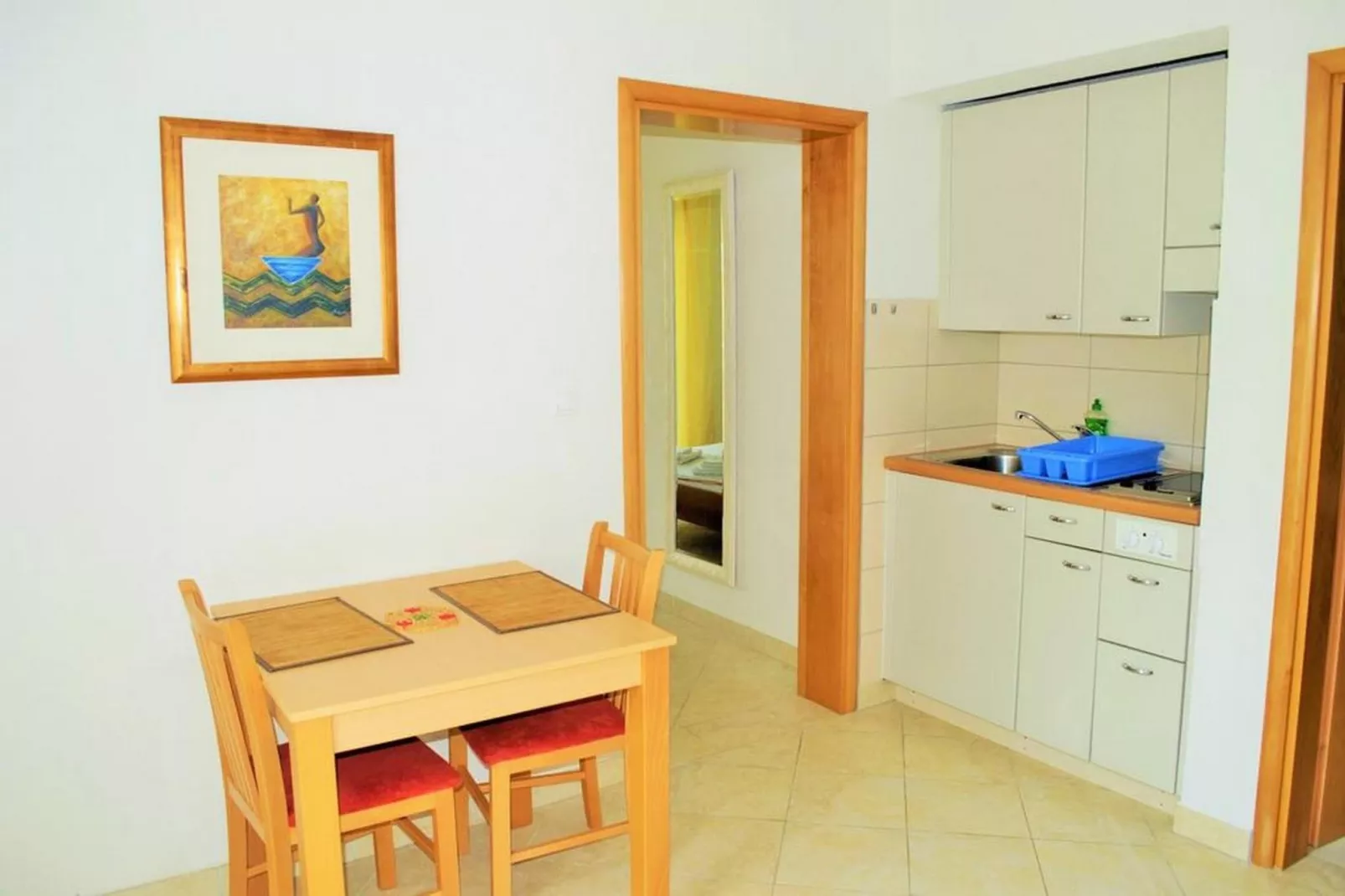 Apartments Villa Moonlight - One Bedroom Apartment with Sea View Balcony and Terrace (Sandra)-Eetkamer