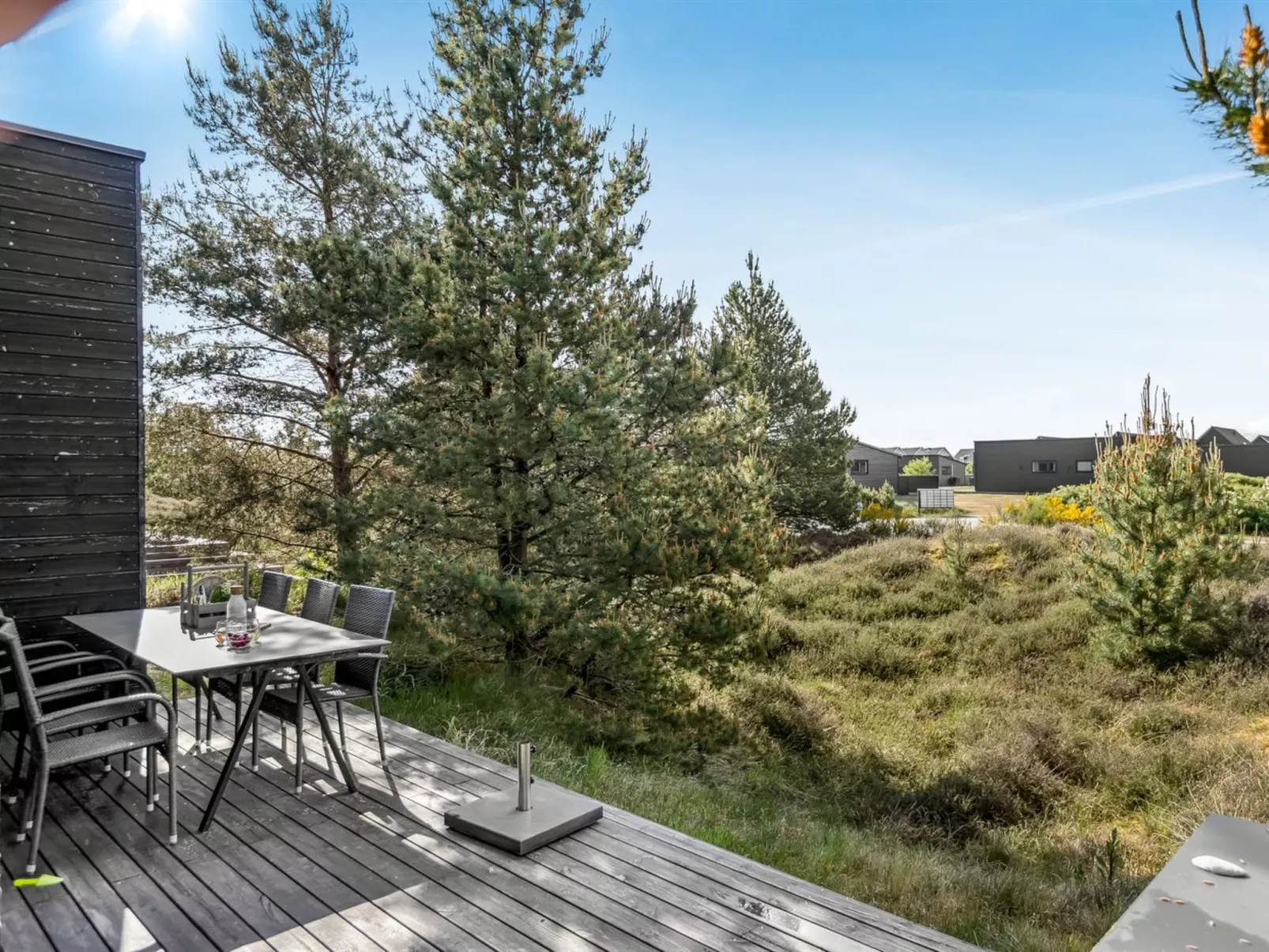 "Hunding" - 2.5km from the sea-Buiten