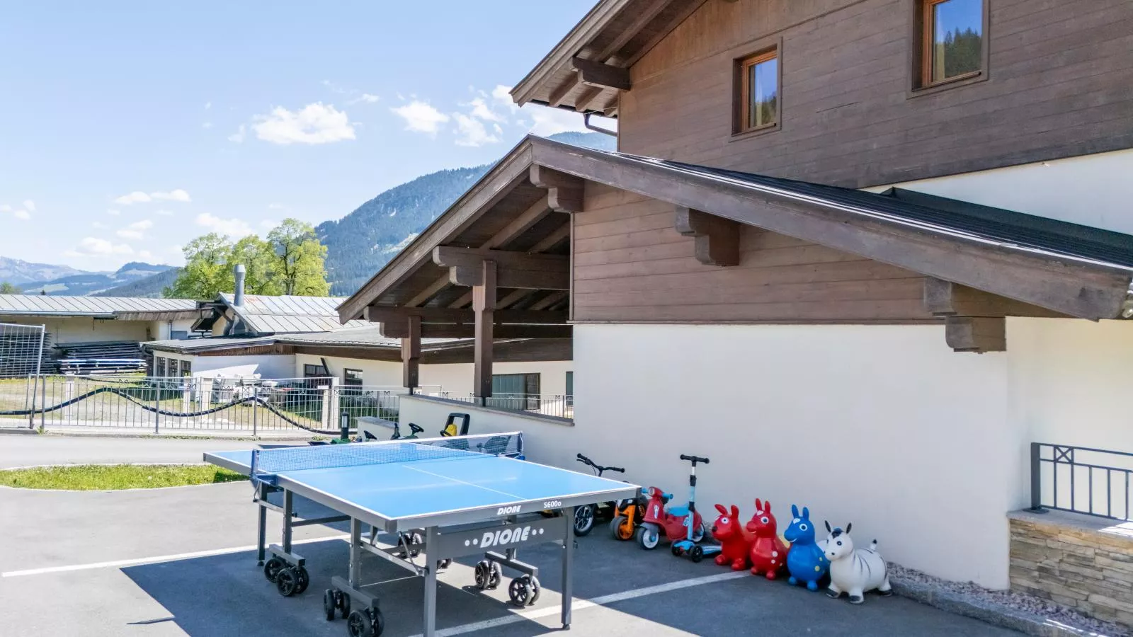 Next To The Skilift A 5 und A 6-Faciliteiten