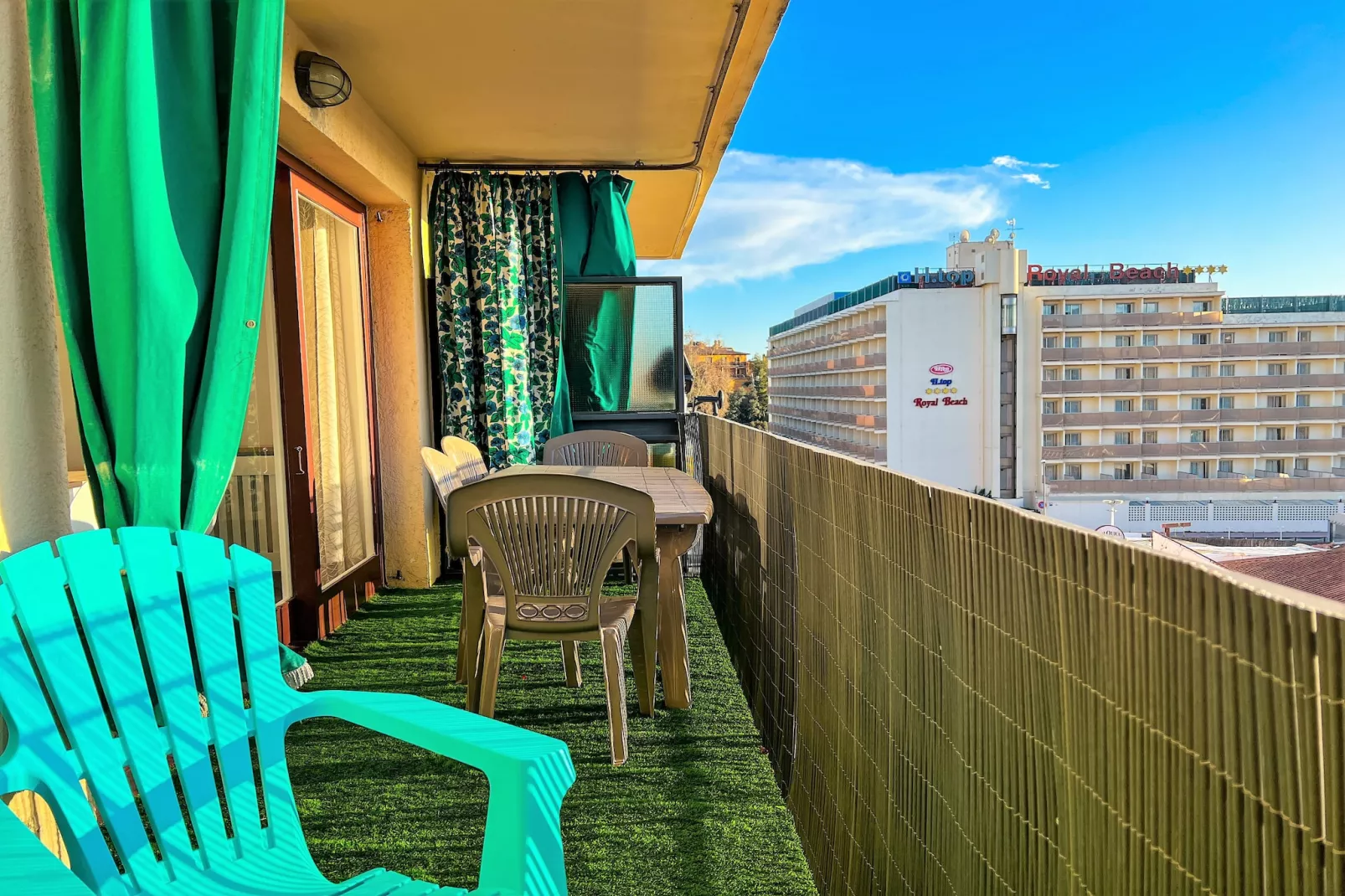 Vivalidays Kaylo - Fenals - LLoret de Mar