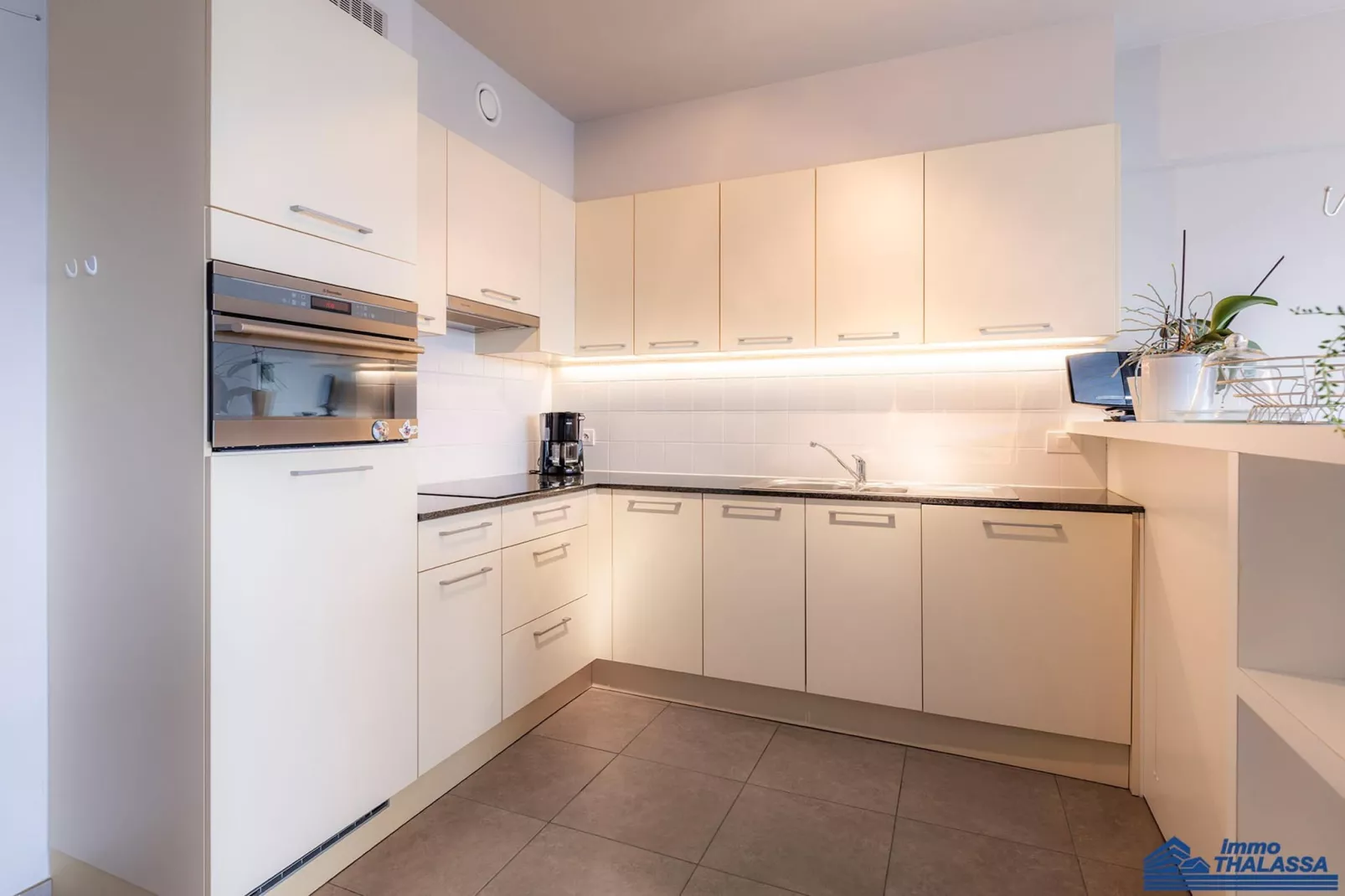 Frudor 0302 + garage-Keuken