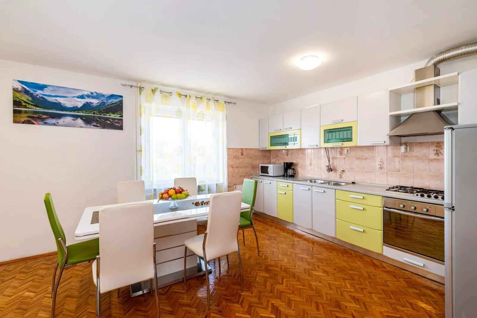 Holiday Home Villa Vesna Lux - Five Bedroom Villa with Swimming Pool-Eetkamer