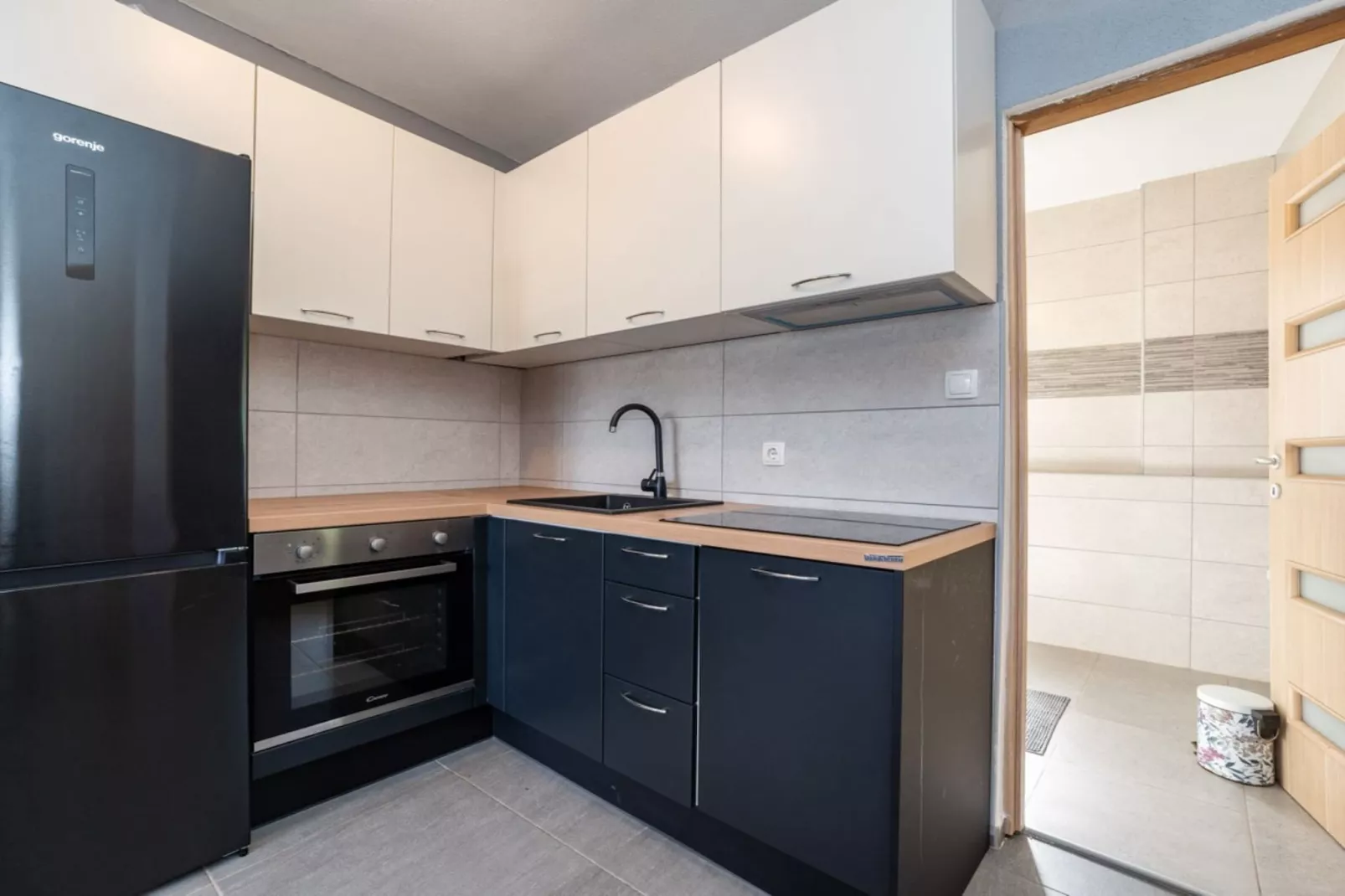 Apartments Robi & Kristina - Two Bedroom Apartment with Sea View A5-Keuken