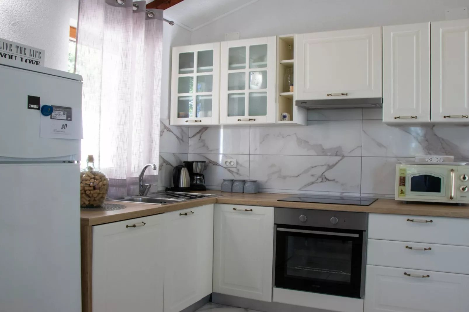 Authentic Dalmatian Treasure Homes - House Azur-Keuken