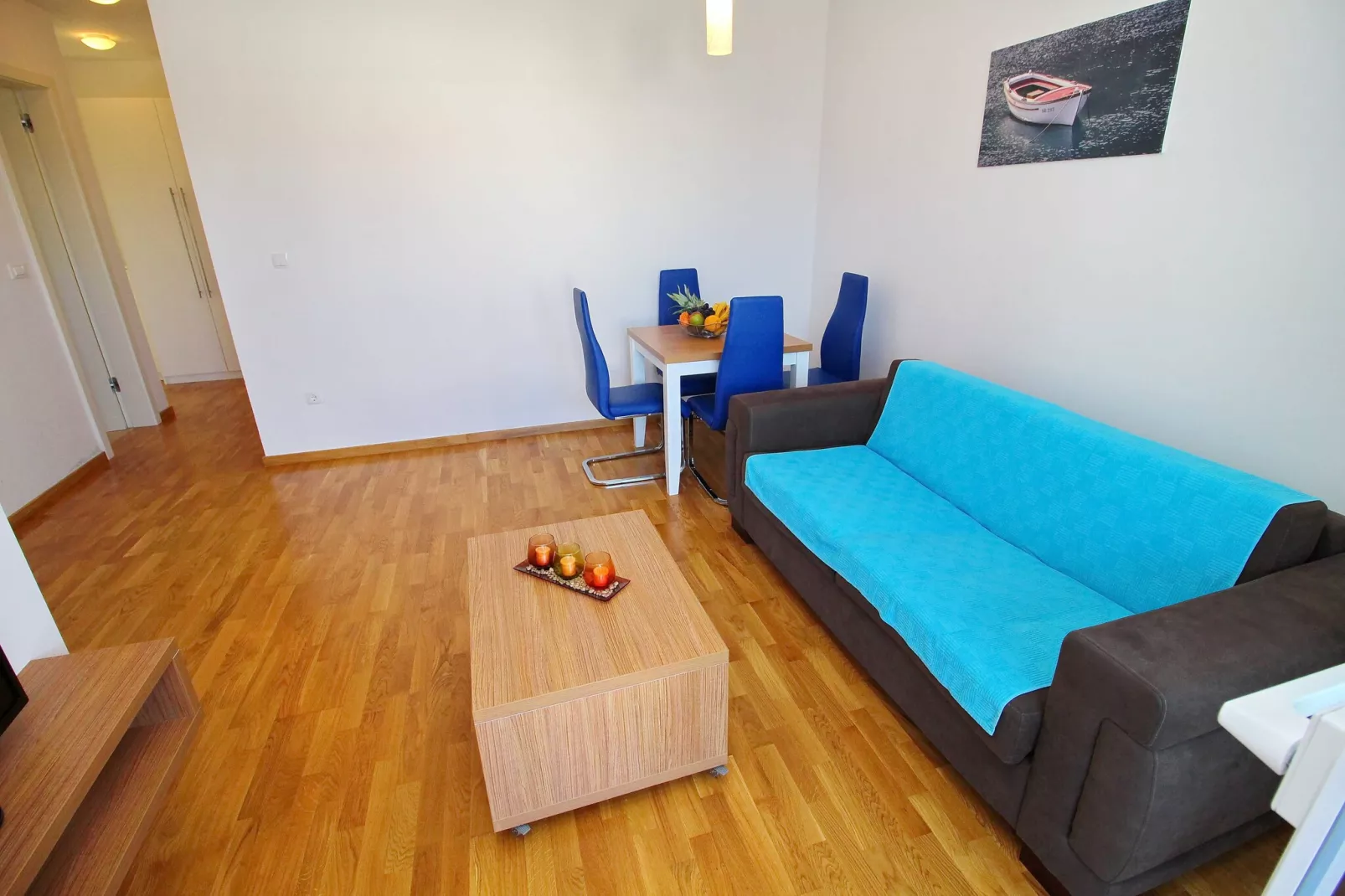 Kula Fancy Apartments - One-Bedroom Apartment with Terrace Ground Floor A1-Woonkamer