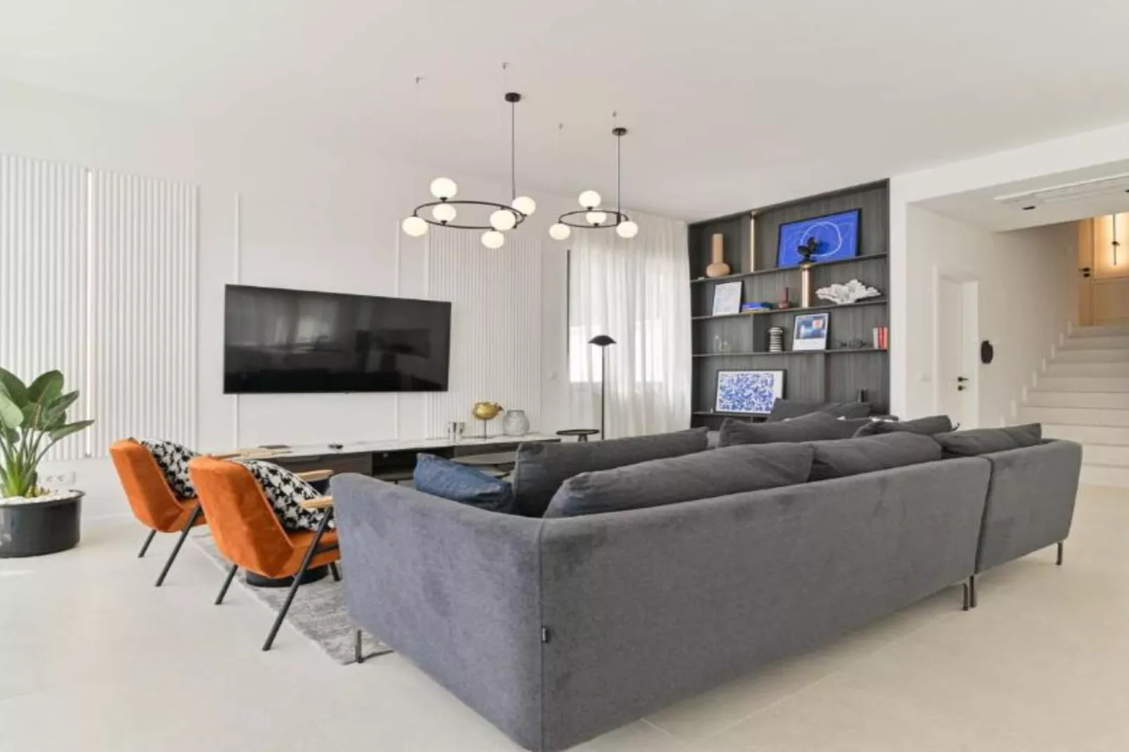 Villa Olive - Five bedroom Villa with Terrace and Swimming pool-Woonkamer