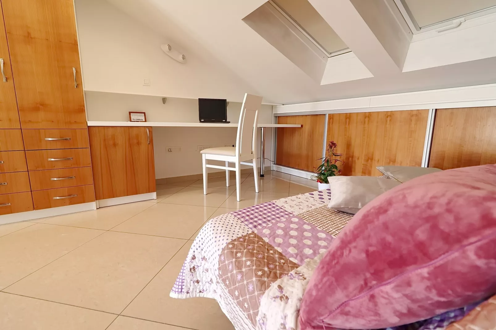 Apartments Villa Cebalo Korčula - Comfort One Bedroom Apartment with Terrace and Sea View  MARA-Slaapkamer