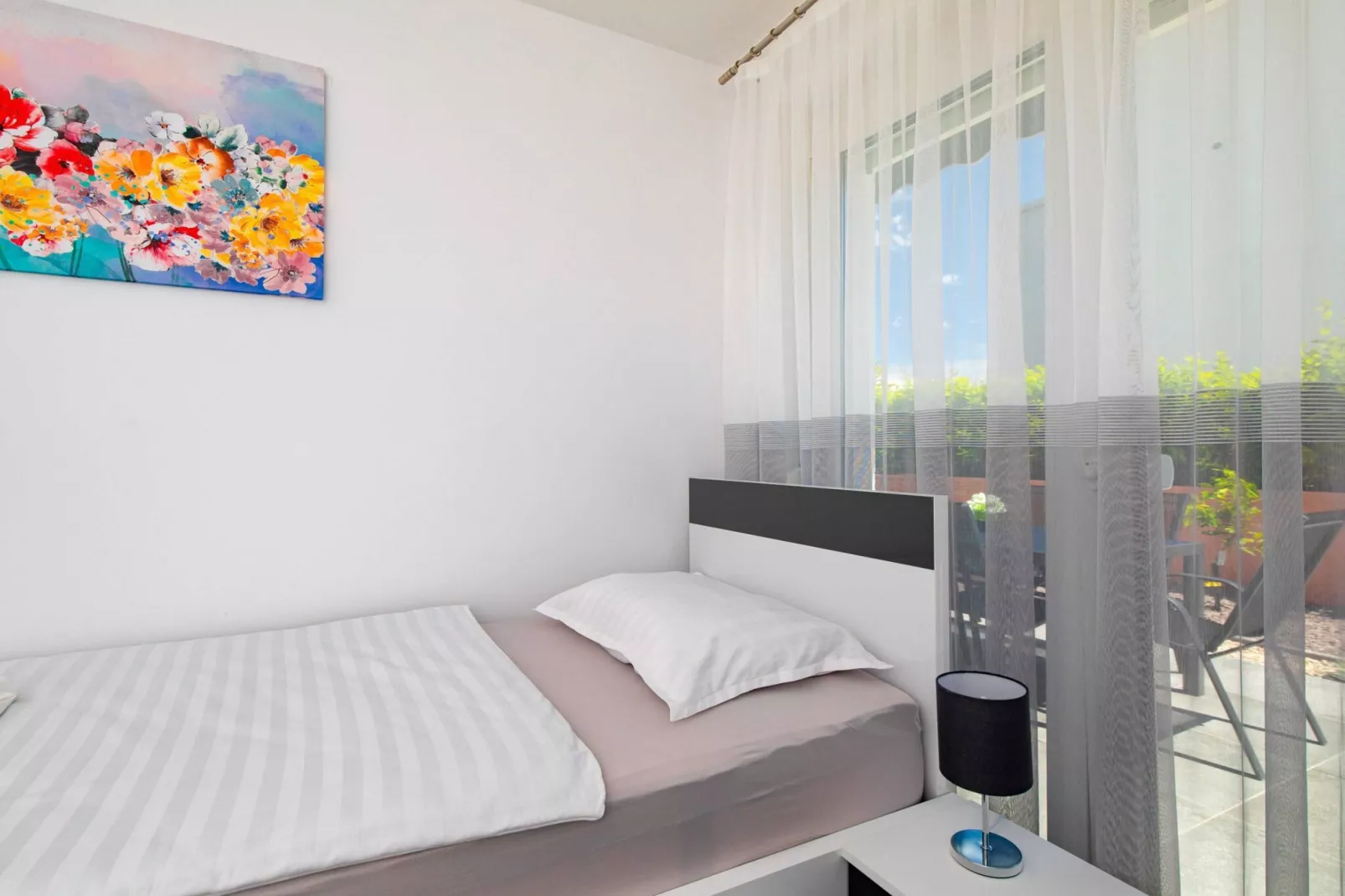 Modern Apartment with Terrace and Private Parking Krk - Two Bedroom Apartment-Slaapkamer