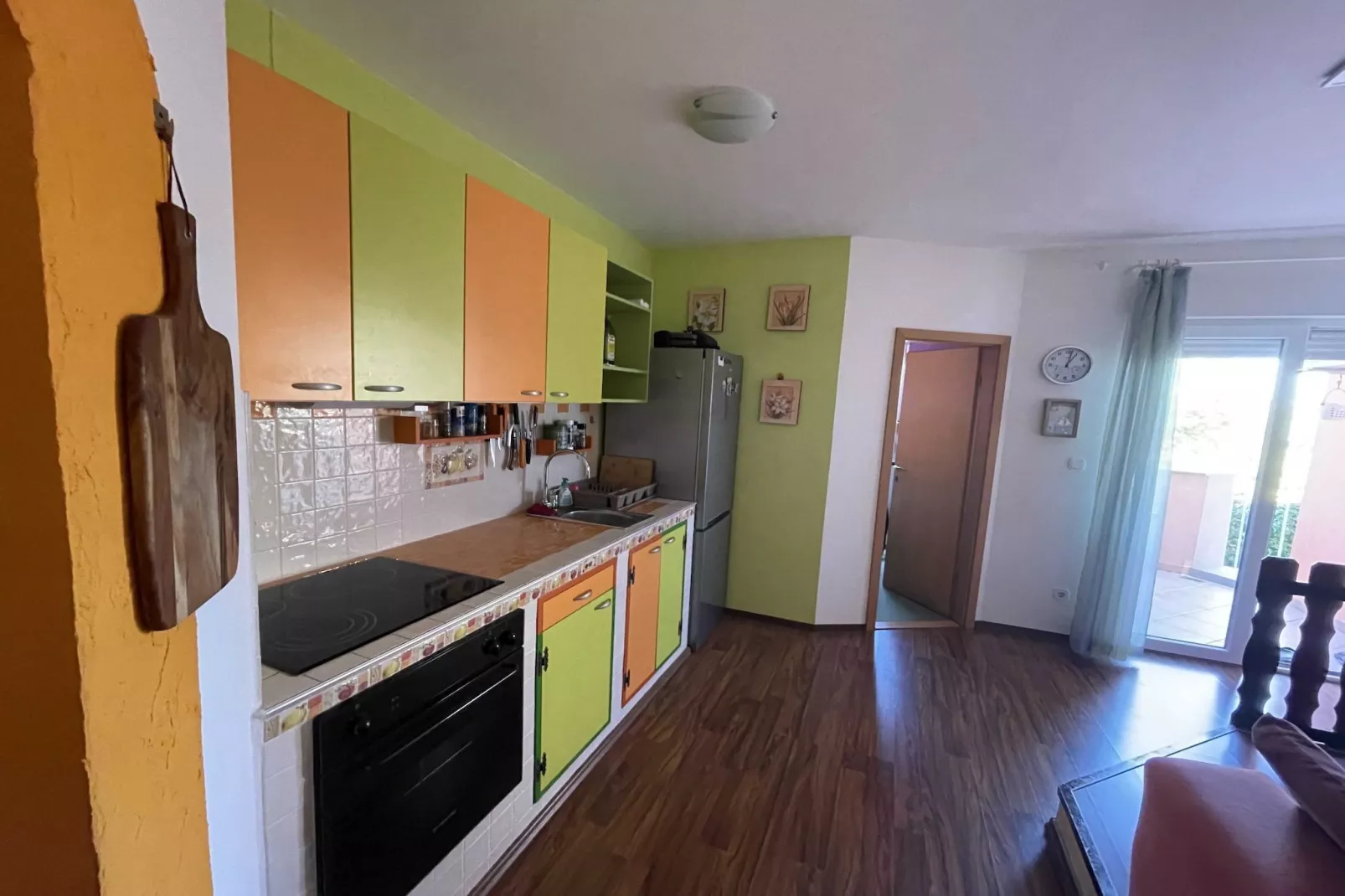 Classic and Modern Umag Apartment with Terrace and BBQ - Two Bedroom Apartment with Terrace-Keuken