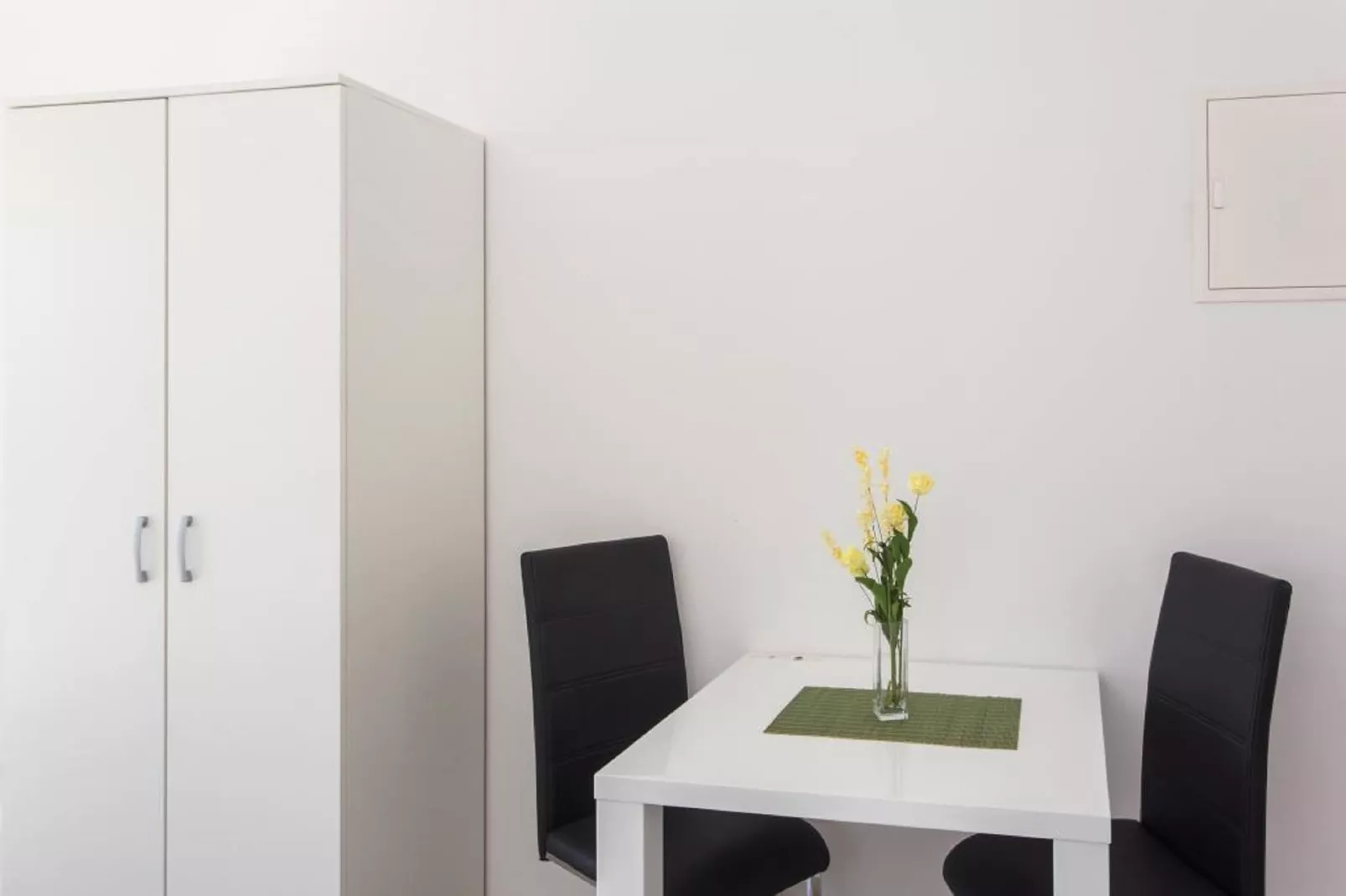 Studio Ari - Superior Studio Apartment with Terrace and Sea View (First Floor)-Slaapkamer