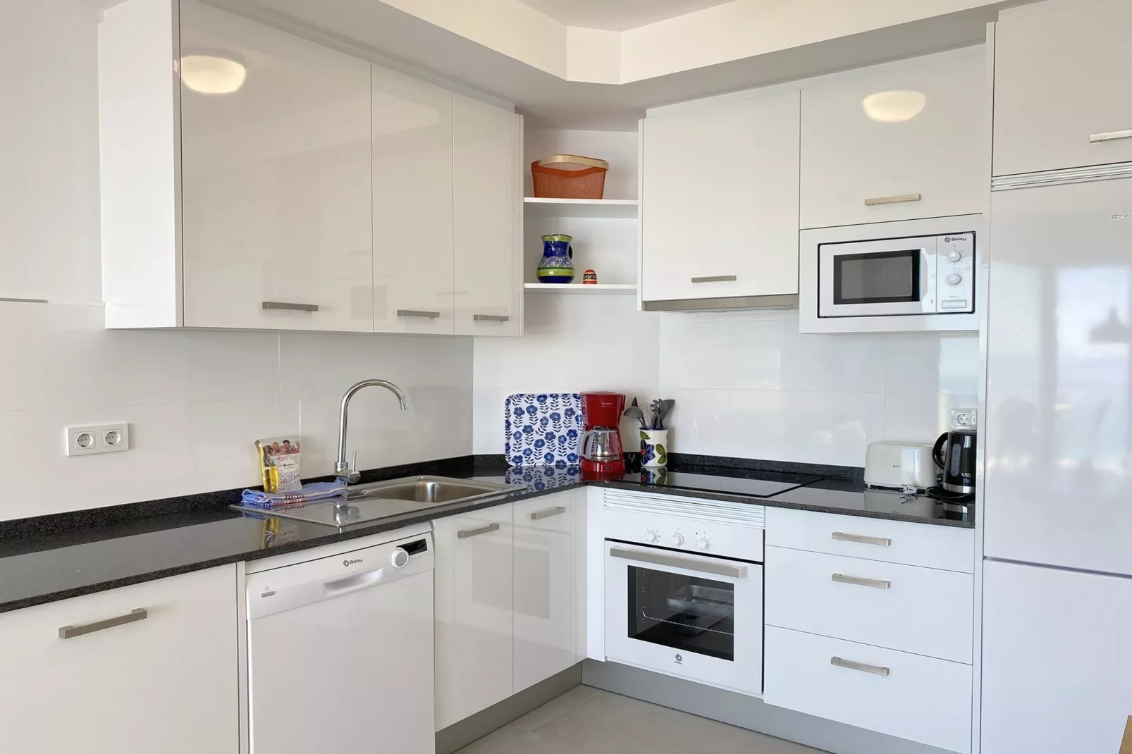Terrazas de Ladera V5 Luxury by Casasol-Keuken