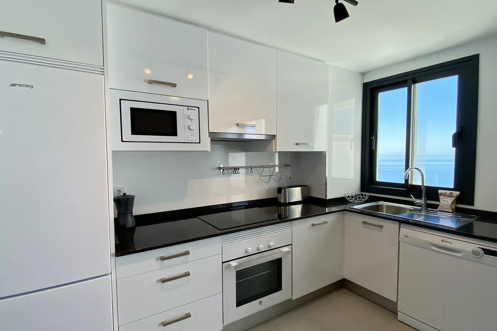 Terrazas de Ladera Duplex 5 by Casasol-Keuken