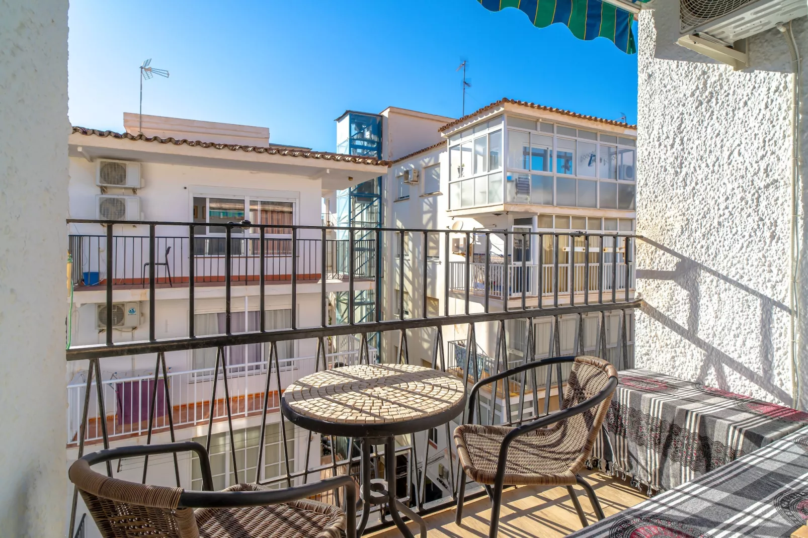 Marina Vista Paradise by Casasol-Terrasbalkon
