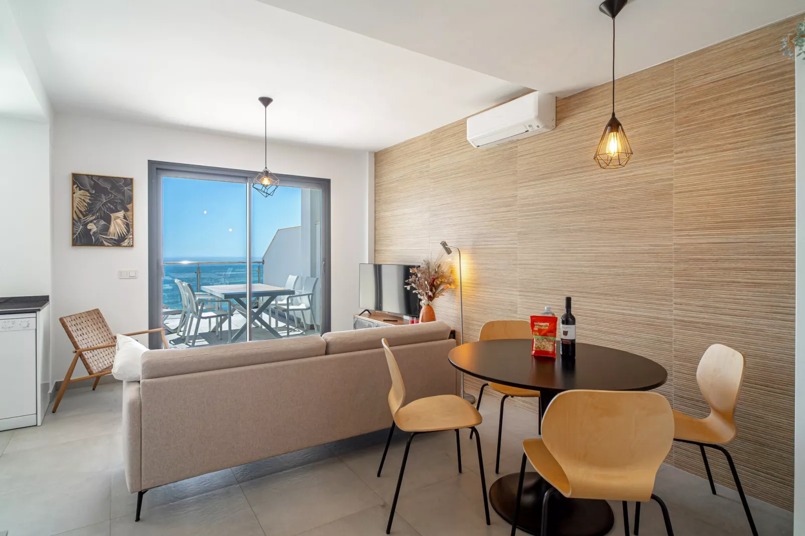 Terrazas de Ladera Duplex 9 by Casasol-Woonkamer
