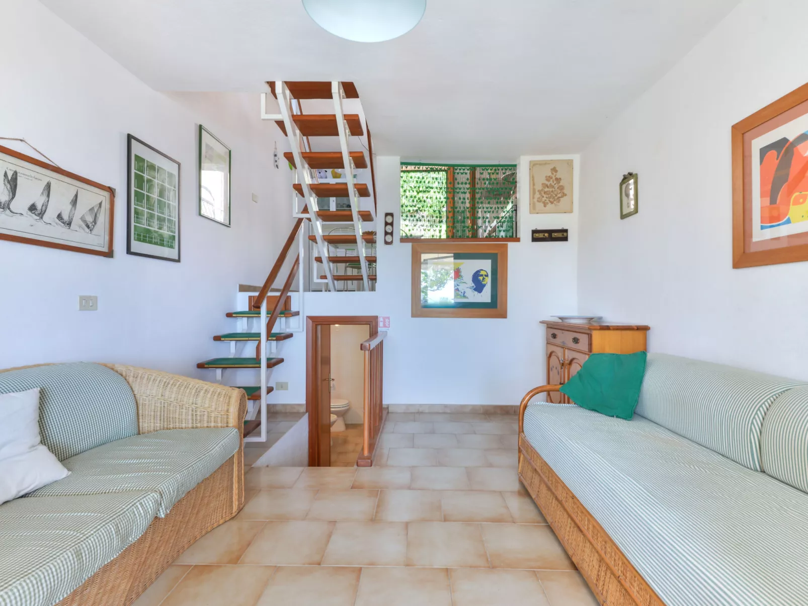 Sunny House-Binnen