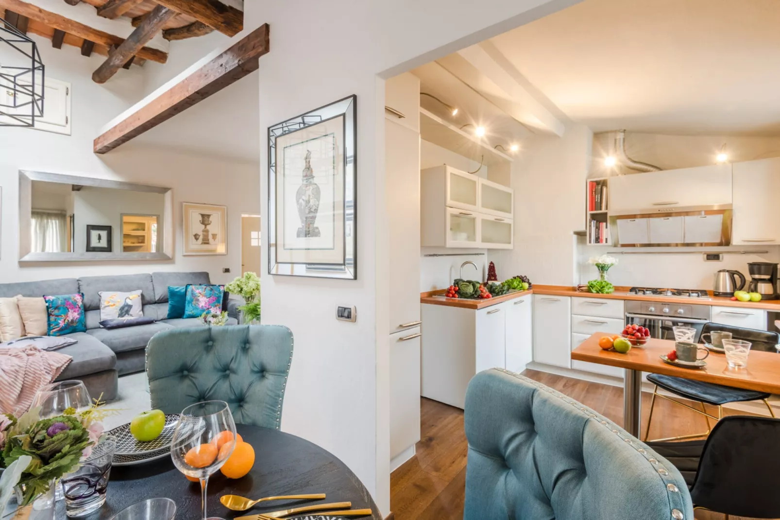 ClockTower Penthouse-Niet-getagd