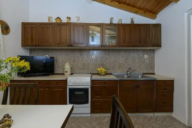 Oreb Dream Apartments - Two Bedroom Apartment with Terrace and Garden View (Apartment 5)-Keuken