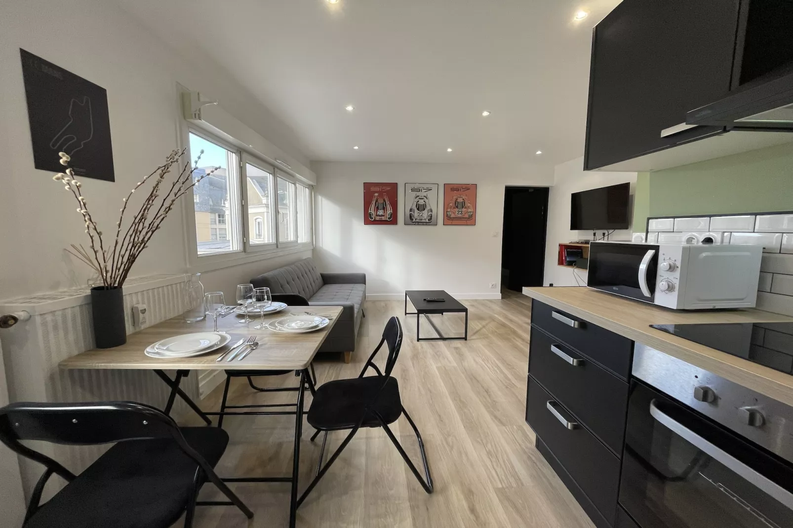 Le Scuderia - Centre - 3p - Rêve au Mans-Woonkamer