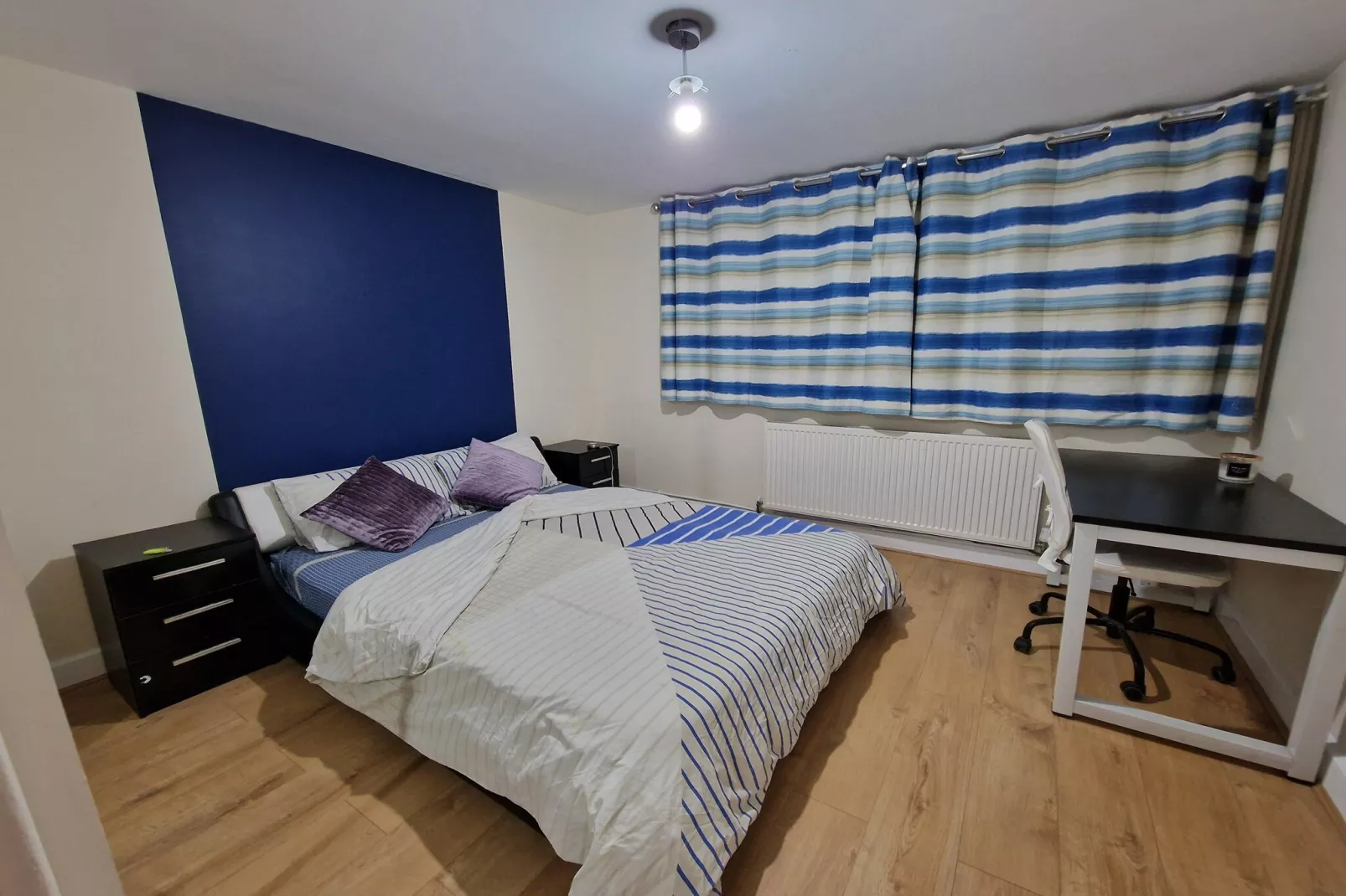 Snooze den Chalvey Double Room-Slaapkamer
