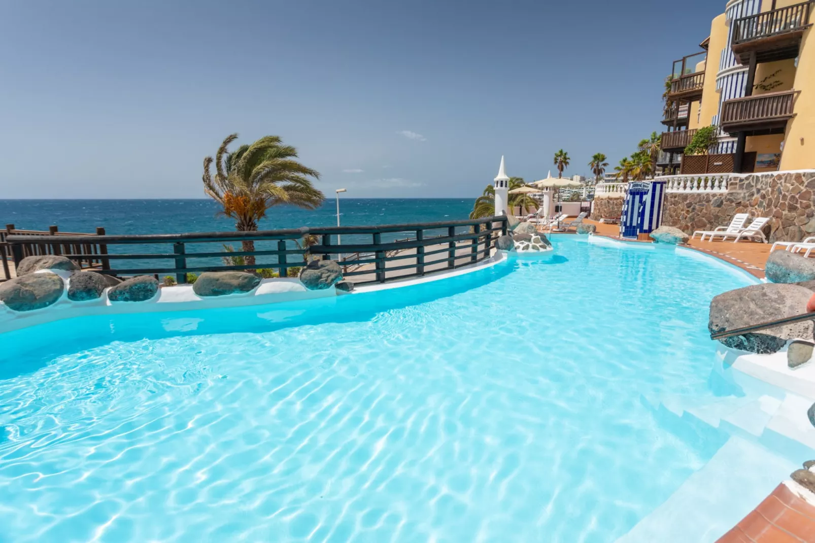 Altamar 28 with terrace&pool By CanariasGetaway-Zwembad