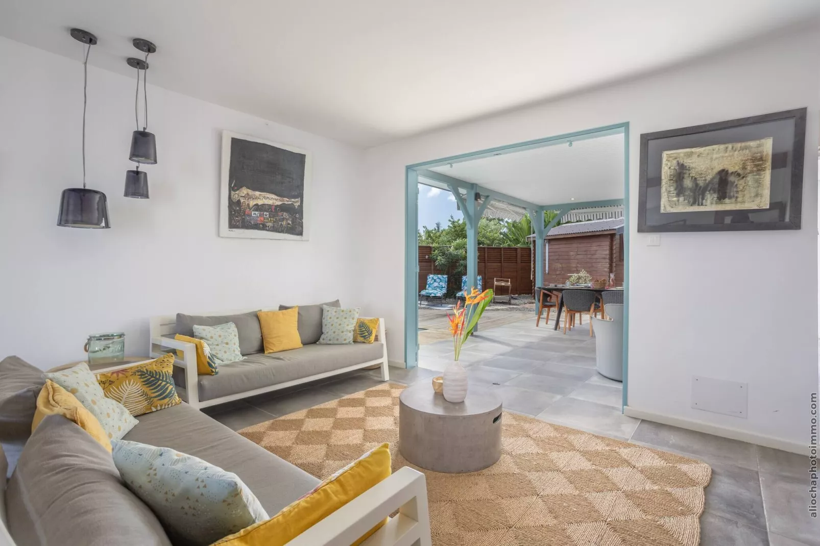 2 Villas avec 2 Piscines-Woonkamer