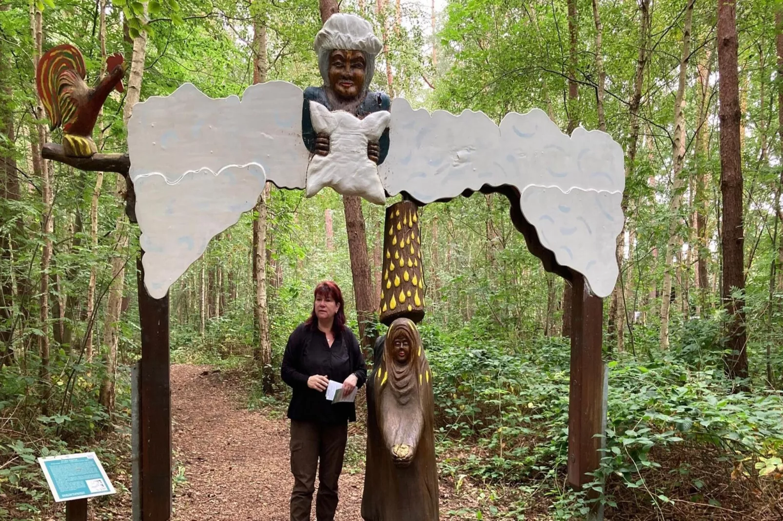 Schwalbenring nahe Karls Erdbeerhof-Gebieden zomer 5km