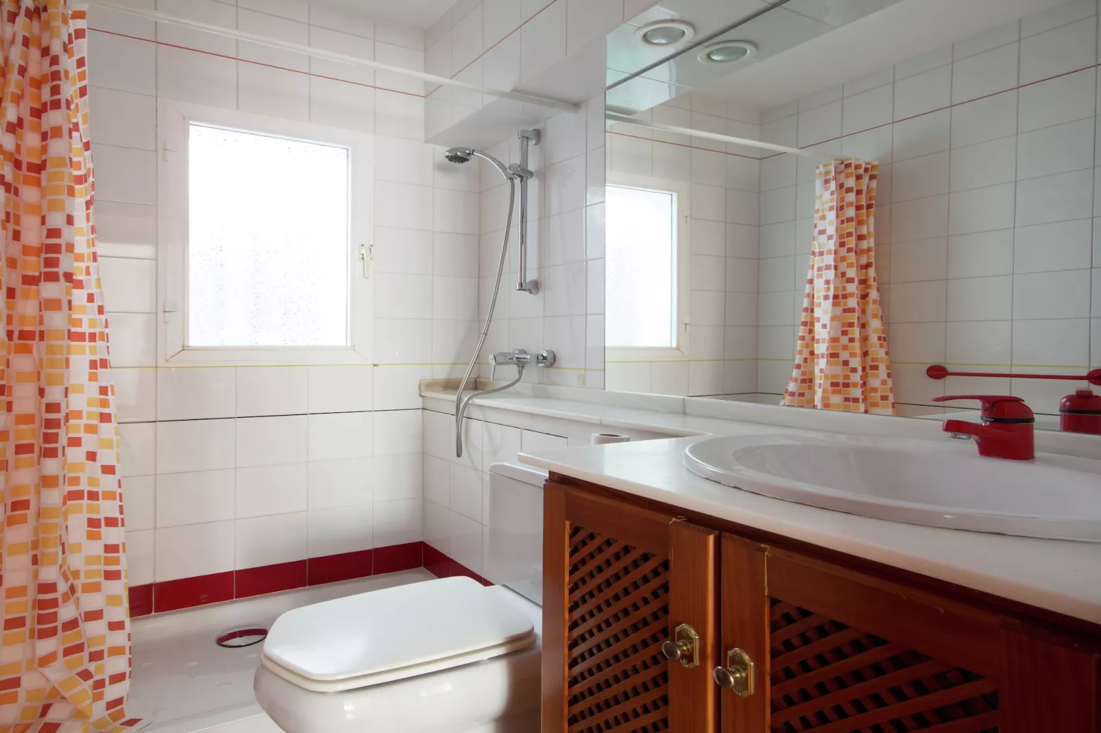 Casa Estoril-Badkamer