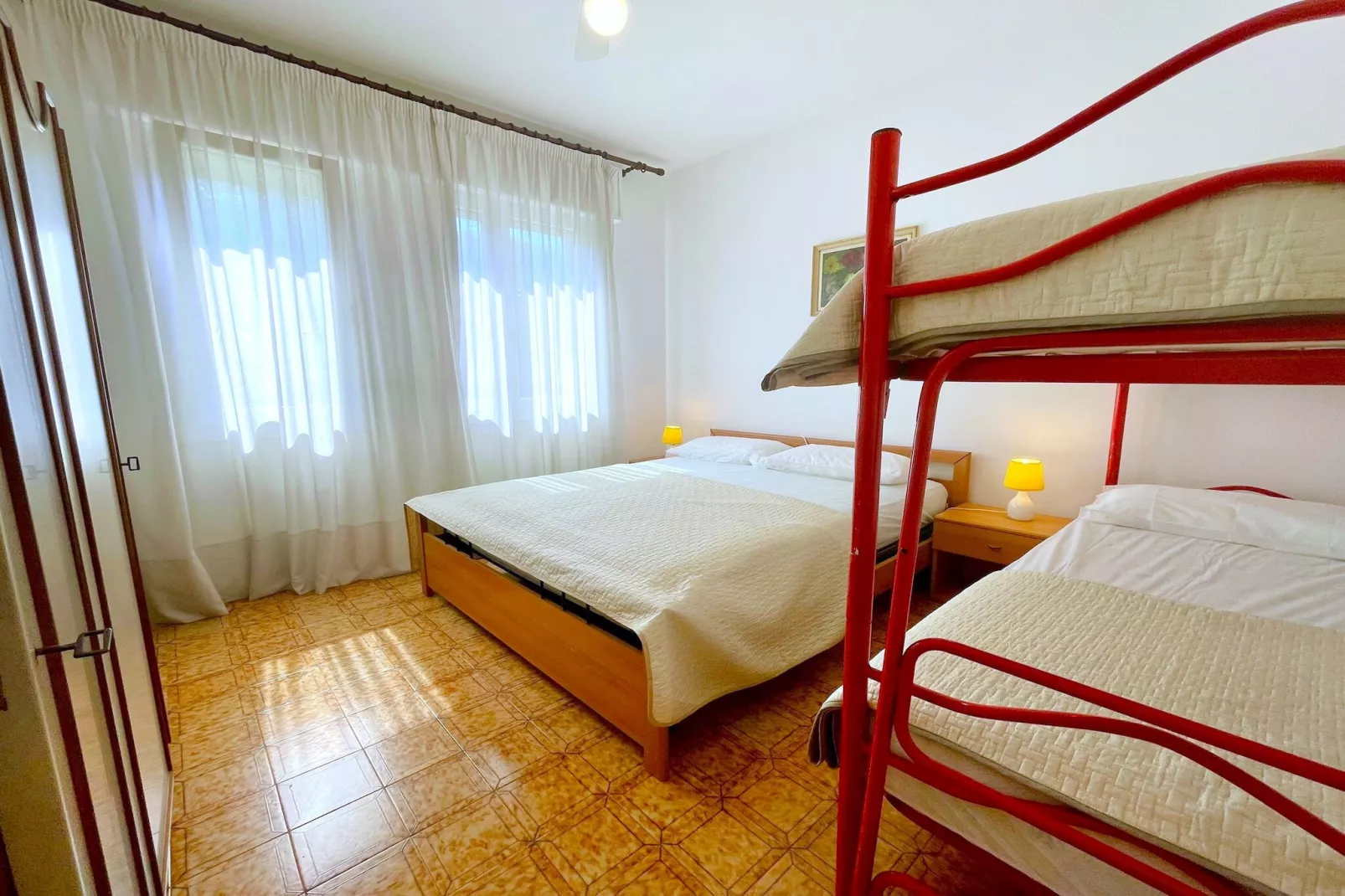 RAFFAELLO 1 int 3 tipo C  con piscina-Slaapkamer